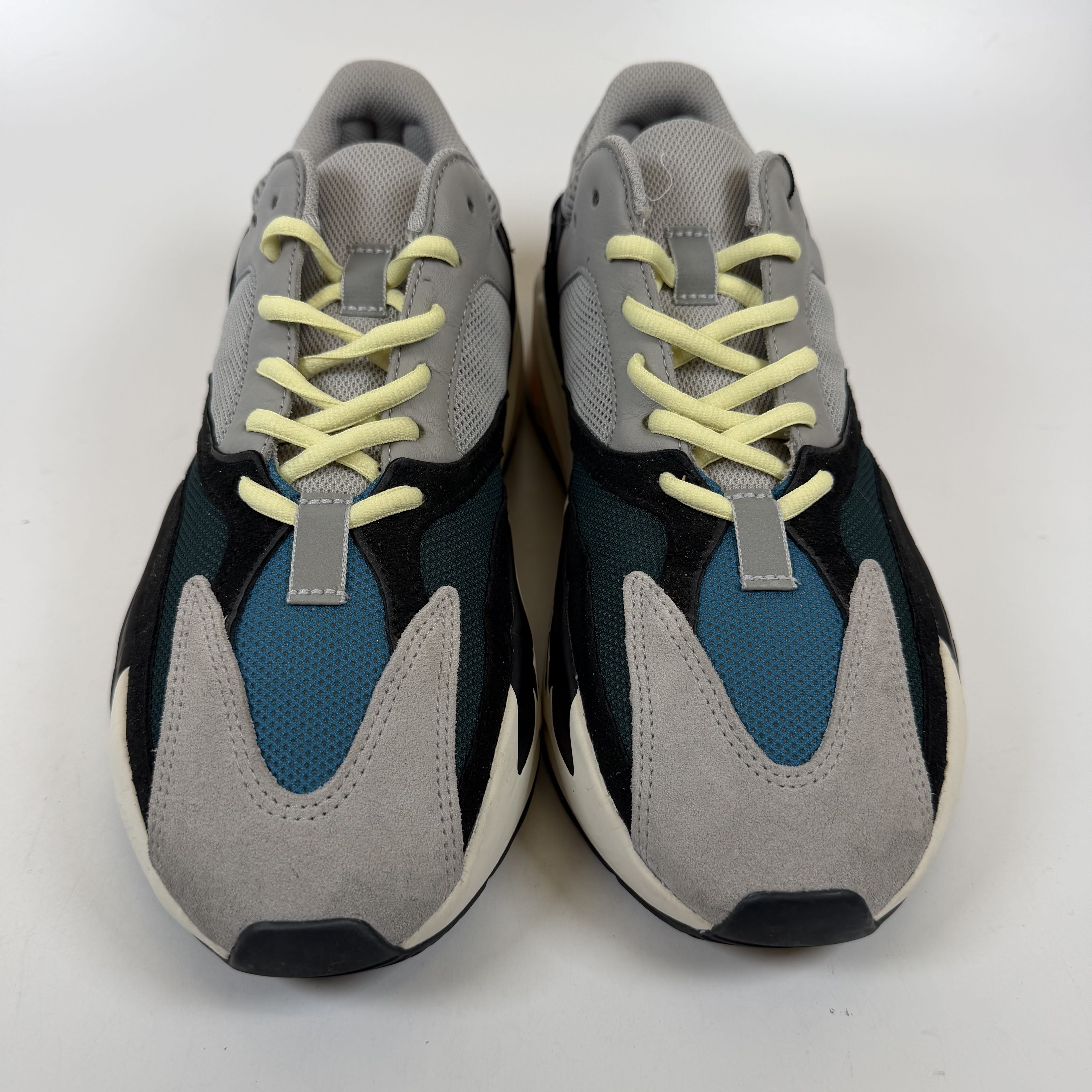 [SP13630] adidas Yeezy Boost 700 Wave Runner
