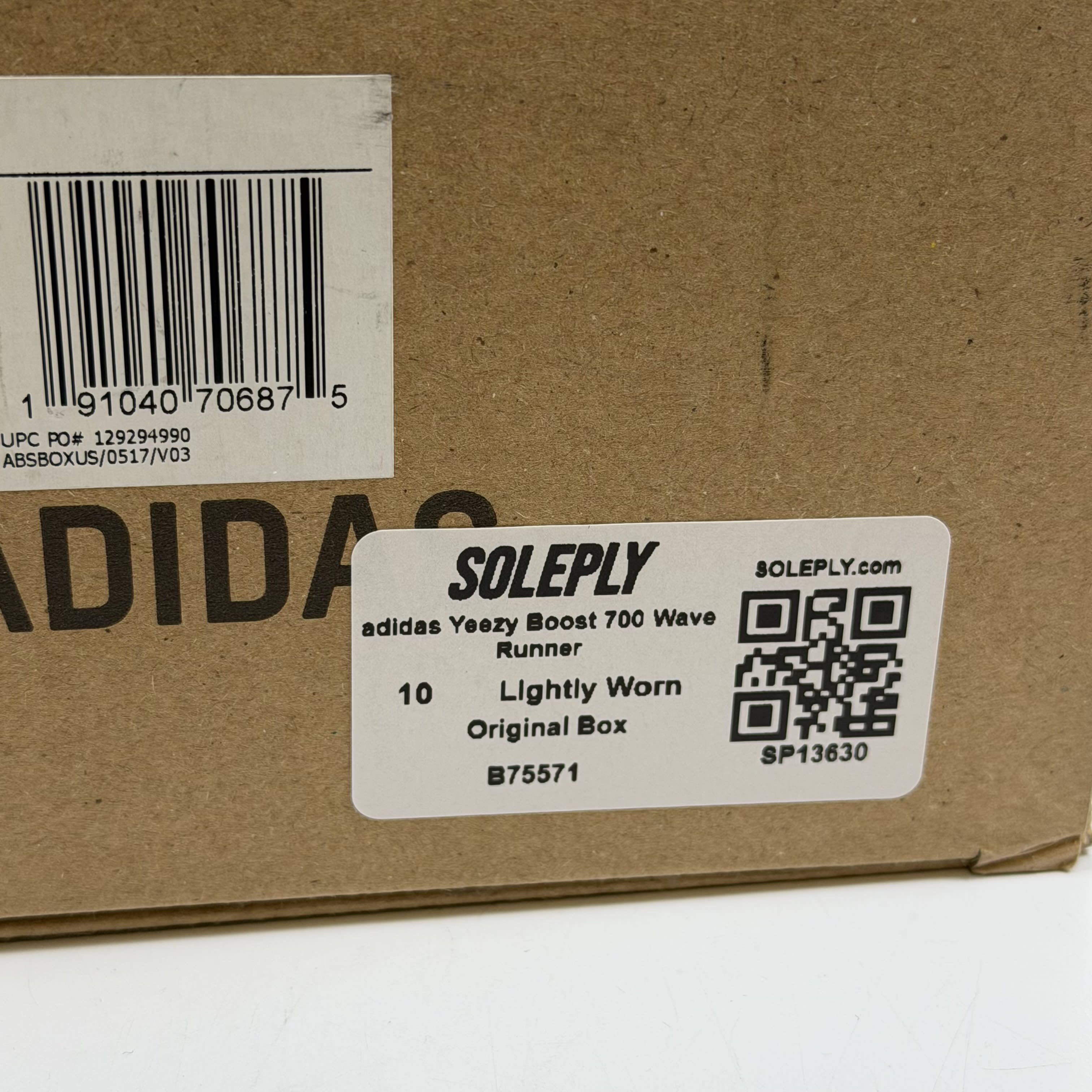 [SP13630] adidas Yeezy Boost 700 Wave Runner