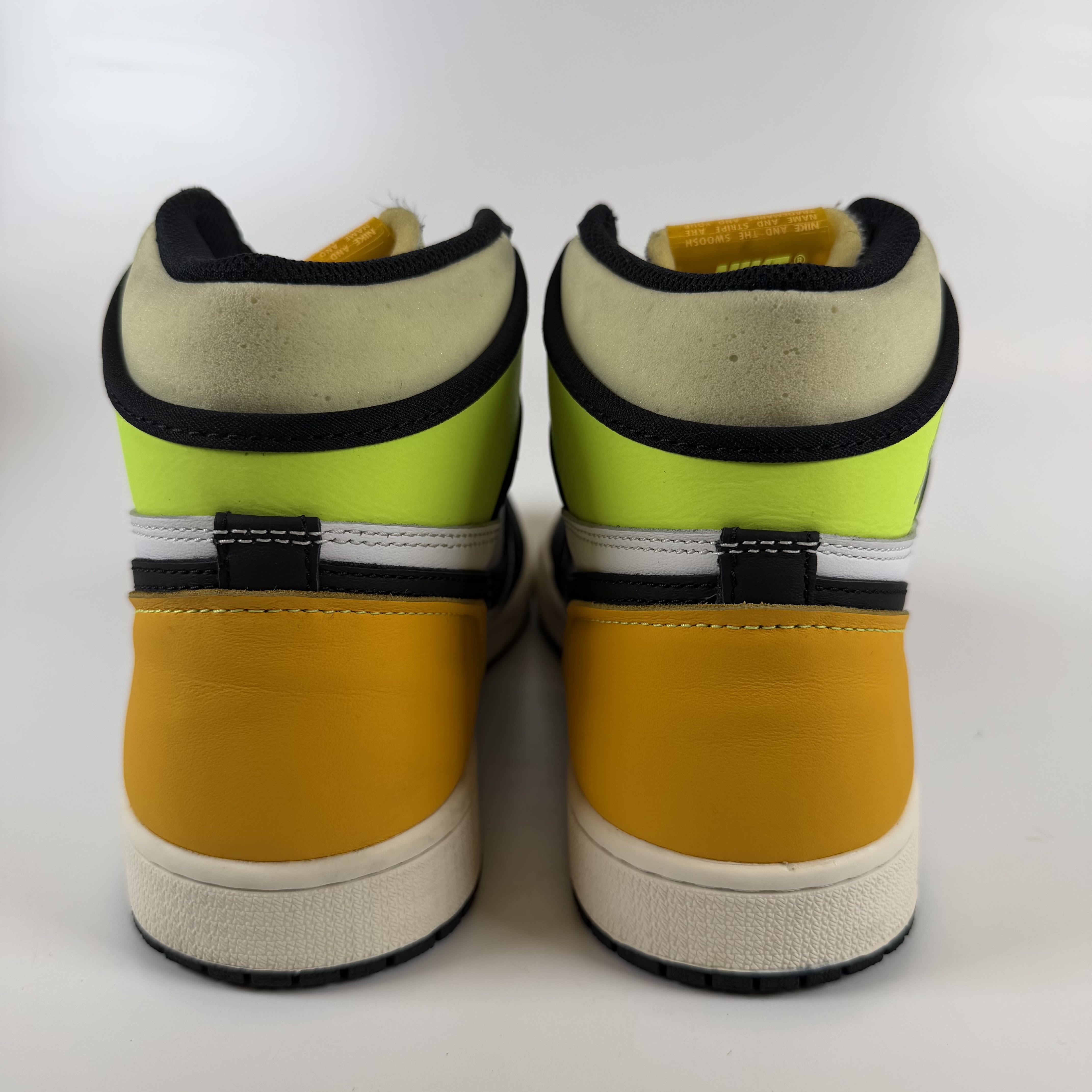 SP7035 Jordan 1 Retro High White Black Volt University Gold