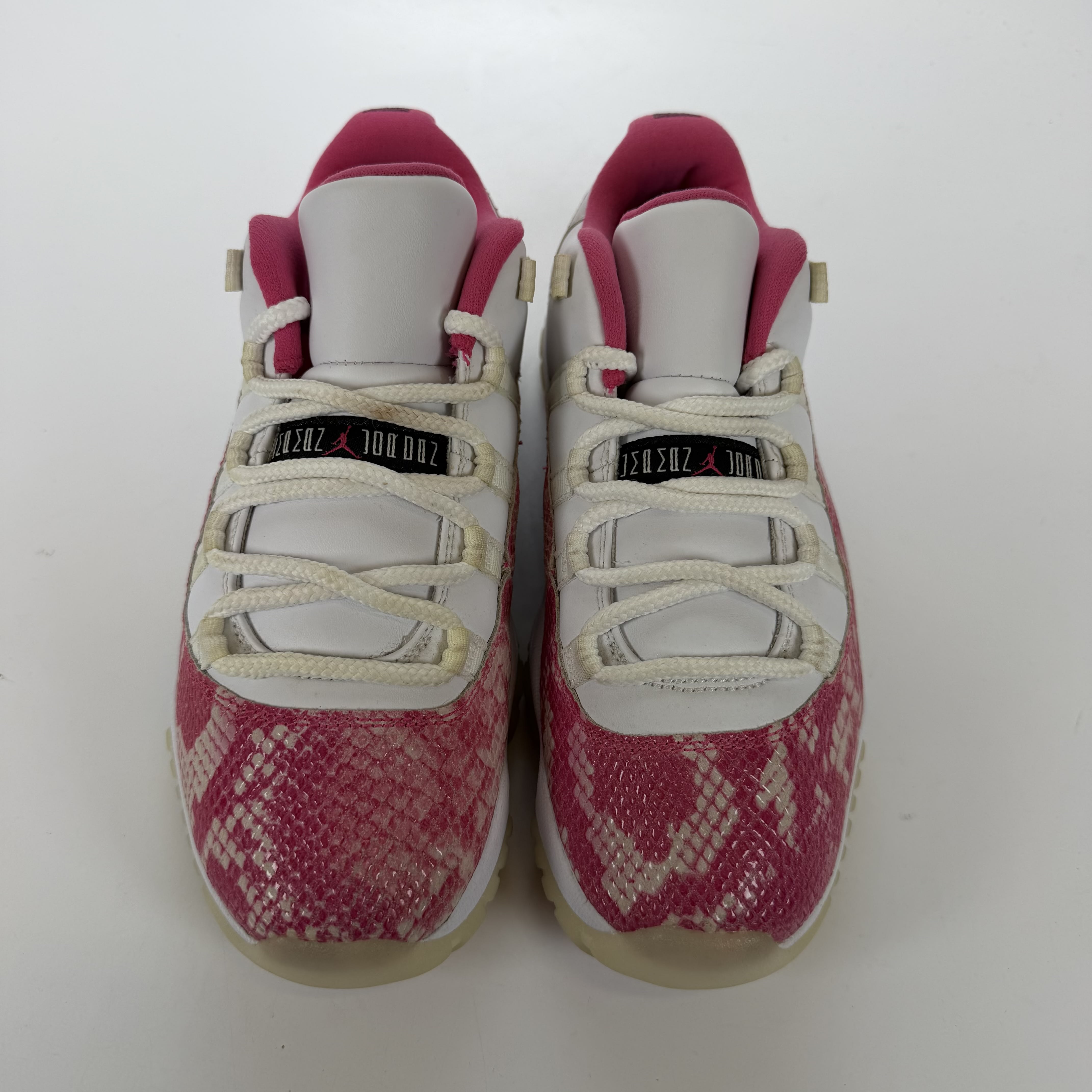 387450 Jordan 11 Retro Low Pink Snakeskin (2019) (Women's)