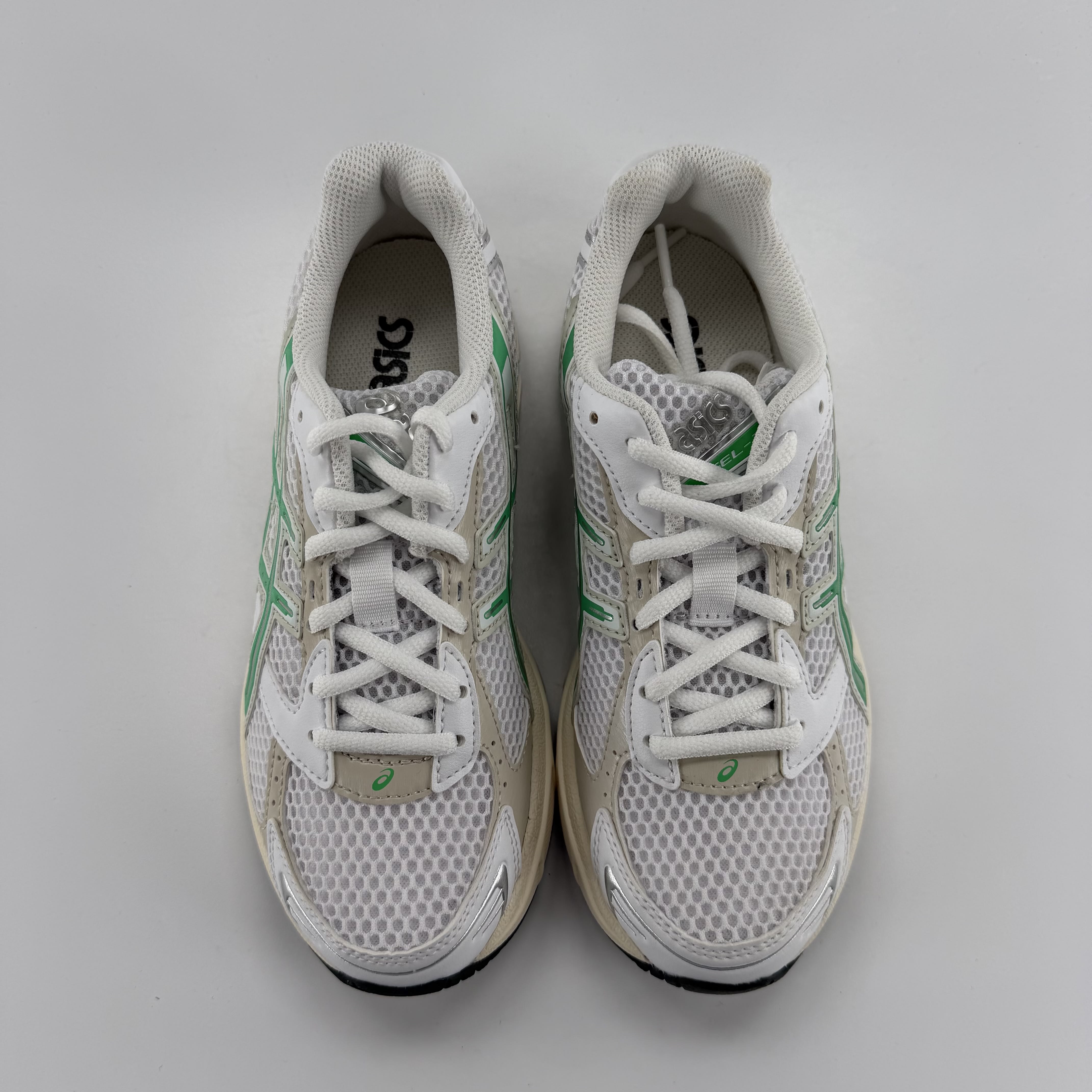 267440 ASICS Gel-1130 White Malachite Green Off White Midsole (Women's)