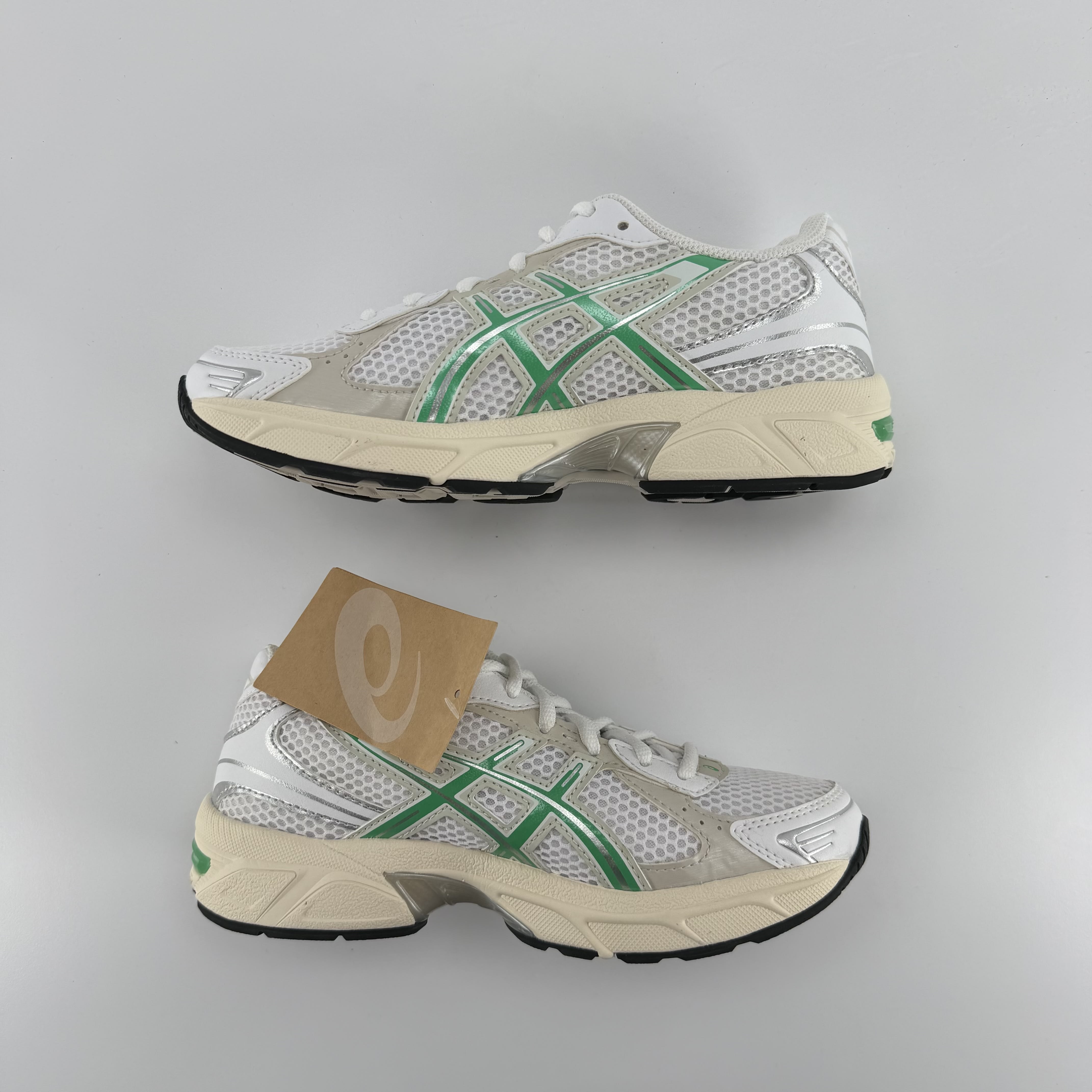 459674 ASICS Gel-1130 White Malachite Green Off White Midsole (Women's)