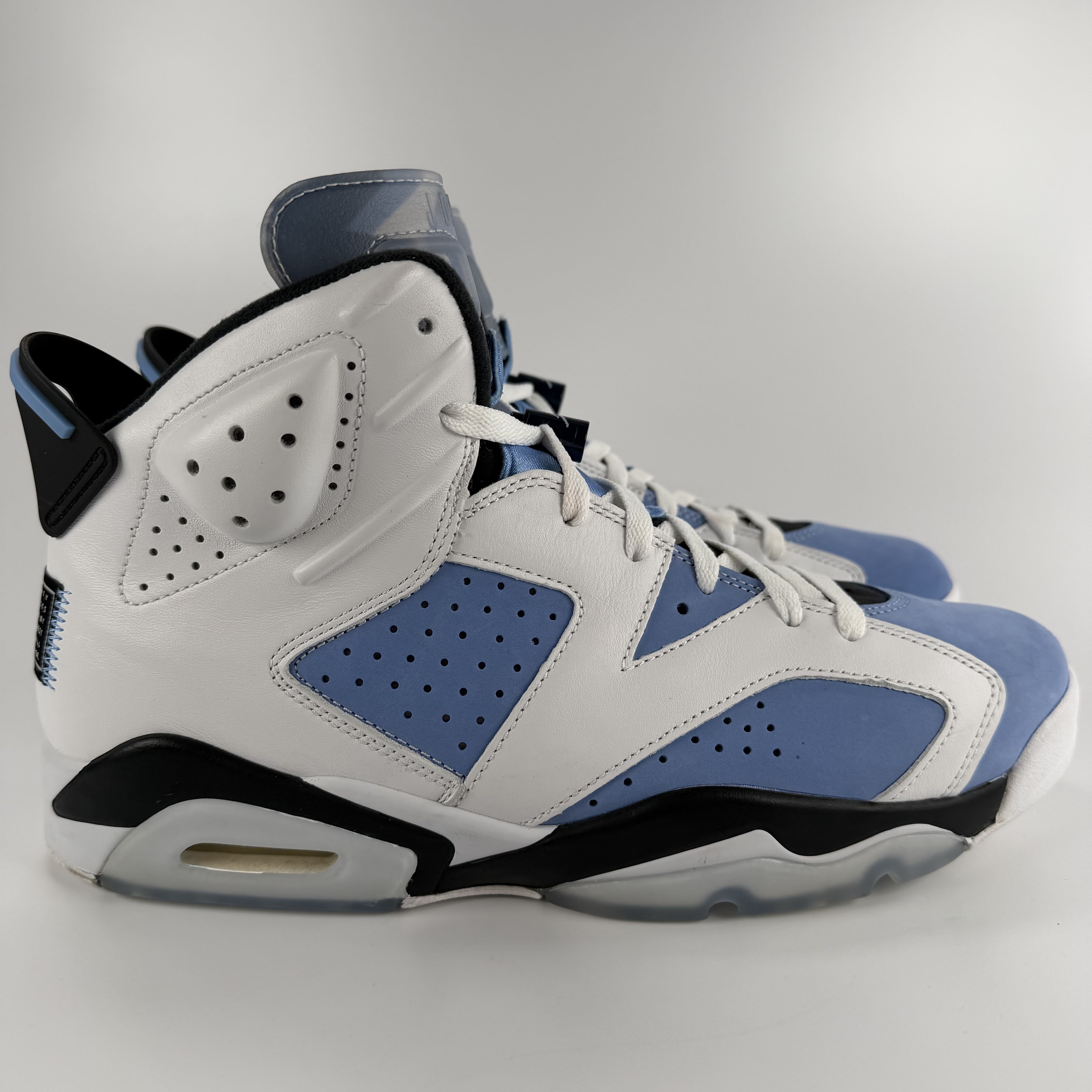 540995 Air Jordan 6 Retro 'UNC Home'