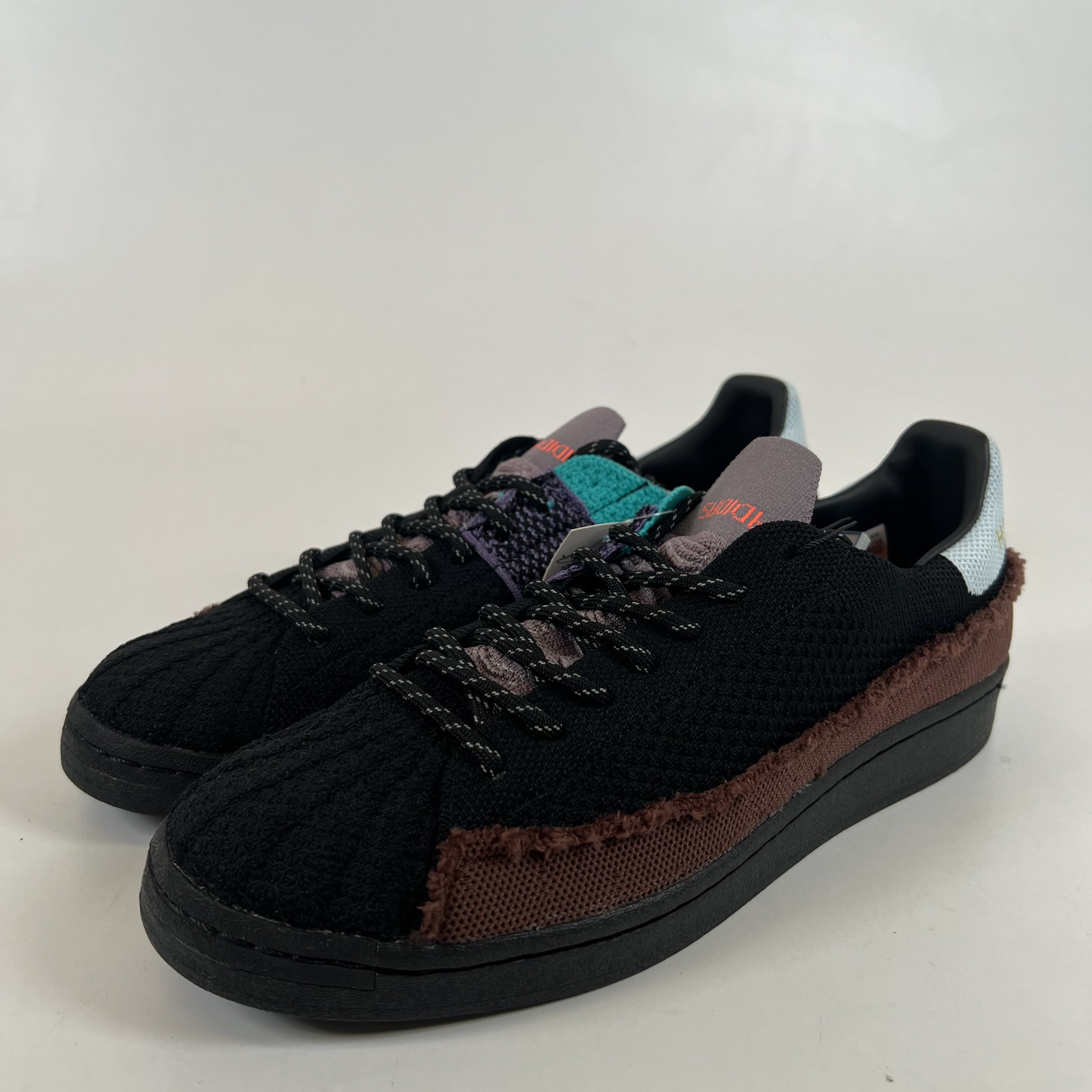 SP13599 adidas Superstar Pharrell Human Race Black