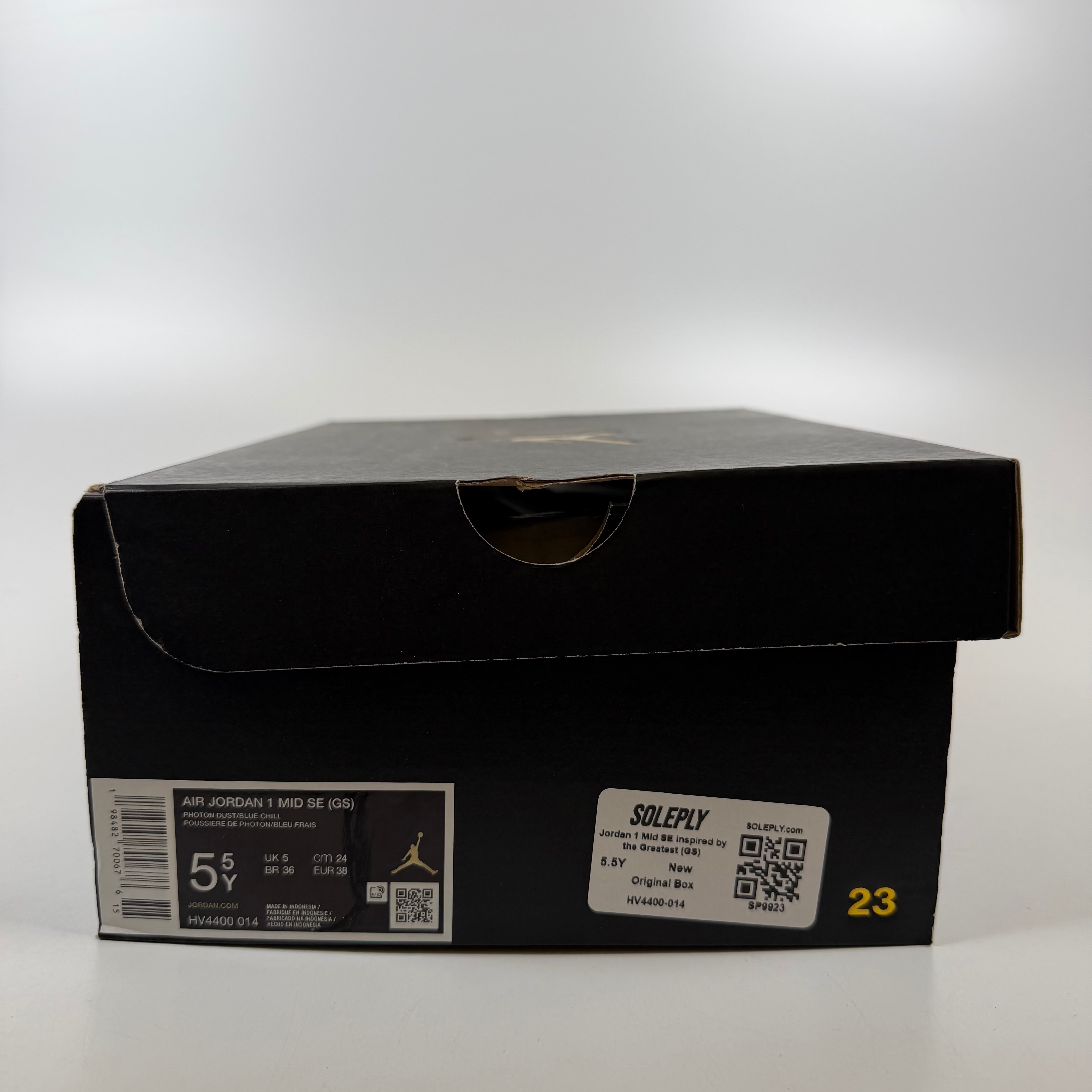 SP9923 Jordan 1 Mid SE Inspired by the Greatest (GS)