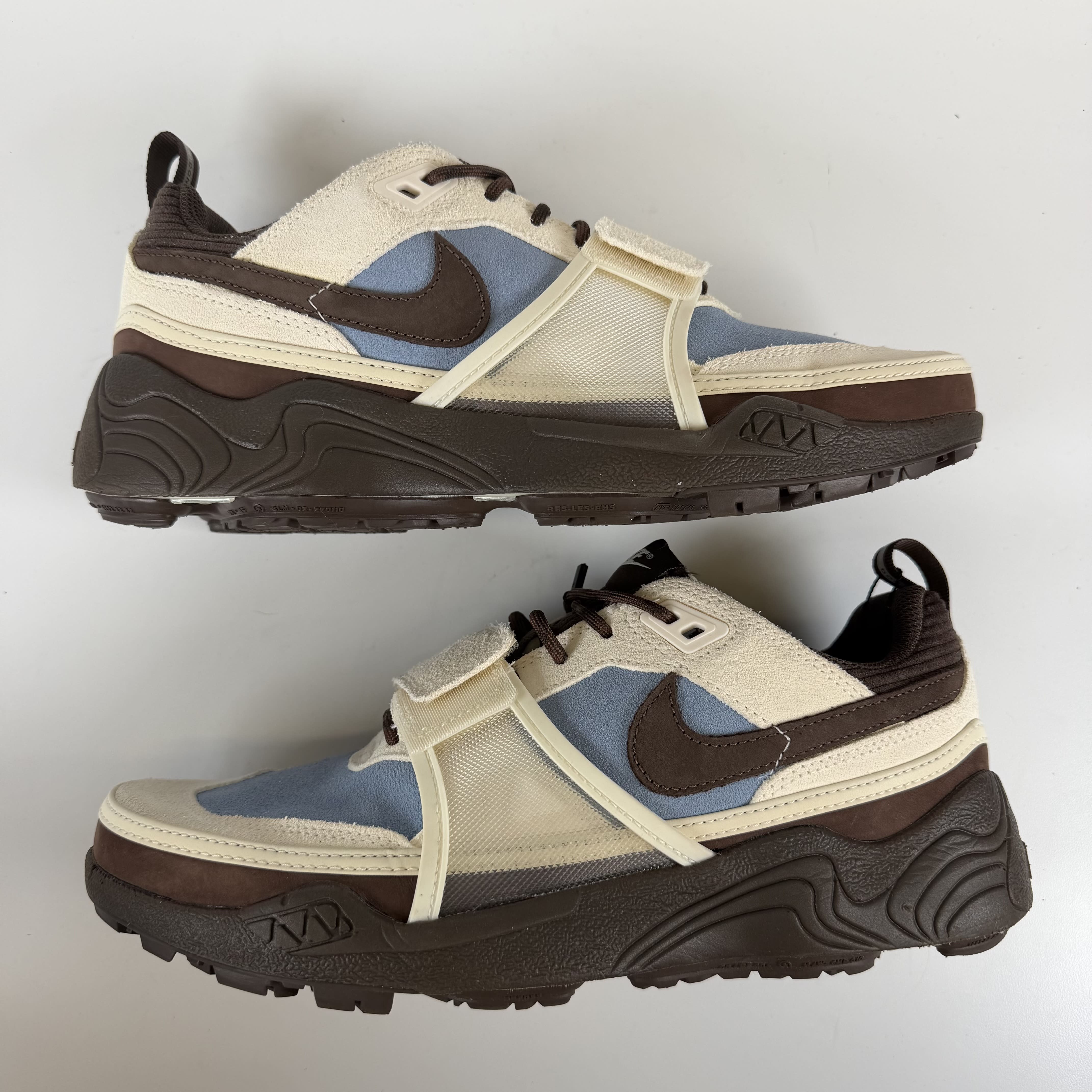 711908 Nike Zoom Field Jaxx Travis Scott Leche Blue
