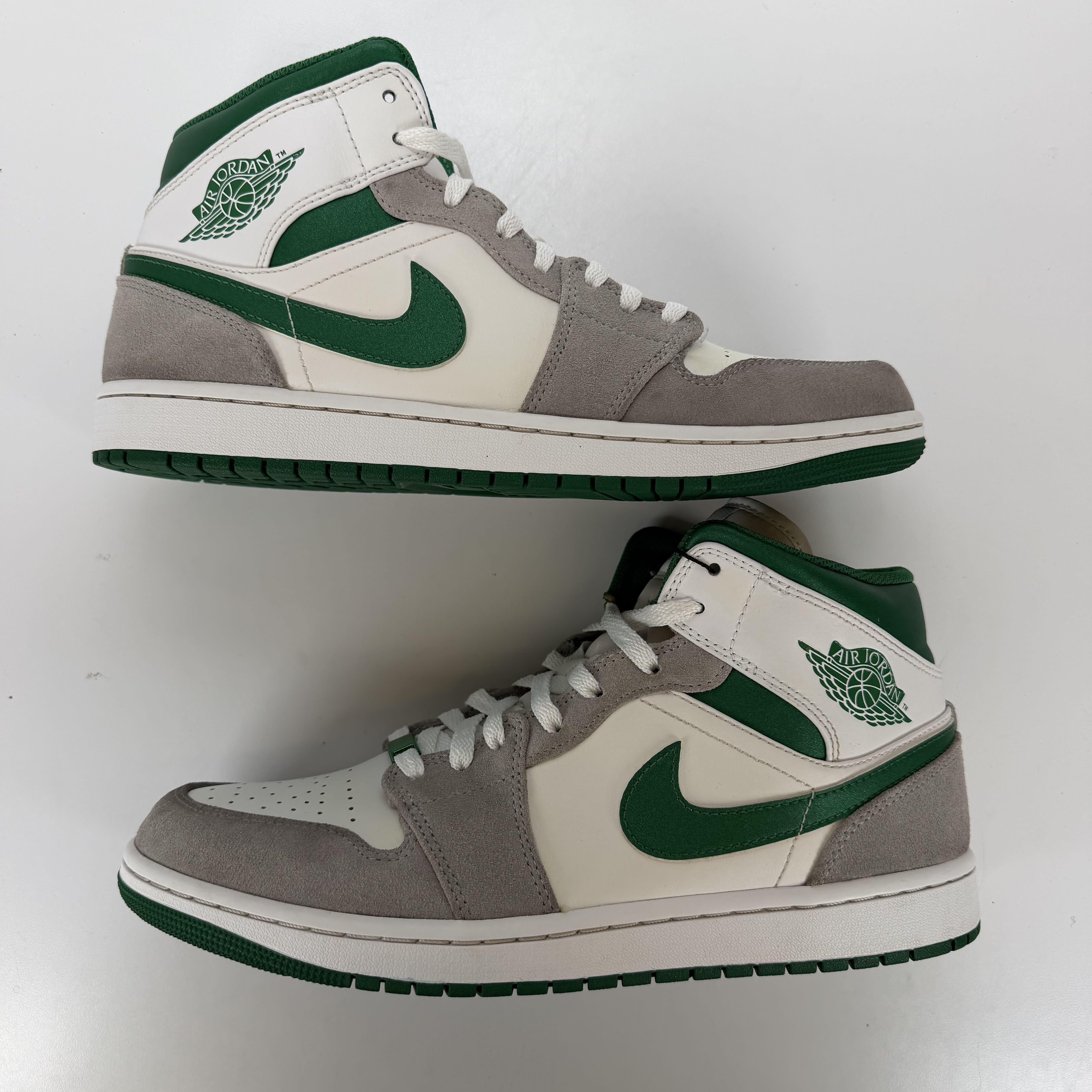 SP3647 Jordan 1 Mid SE Grey Green