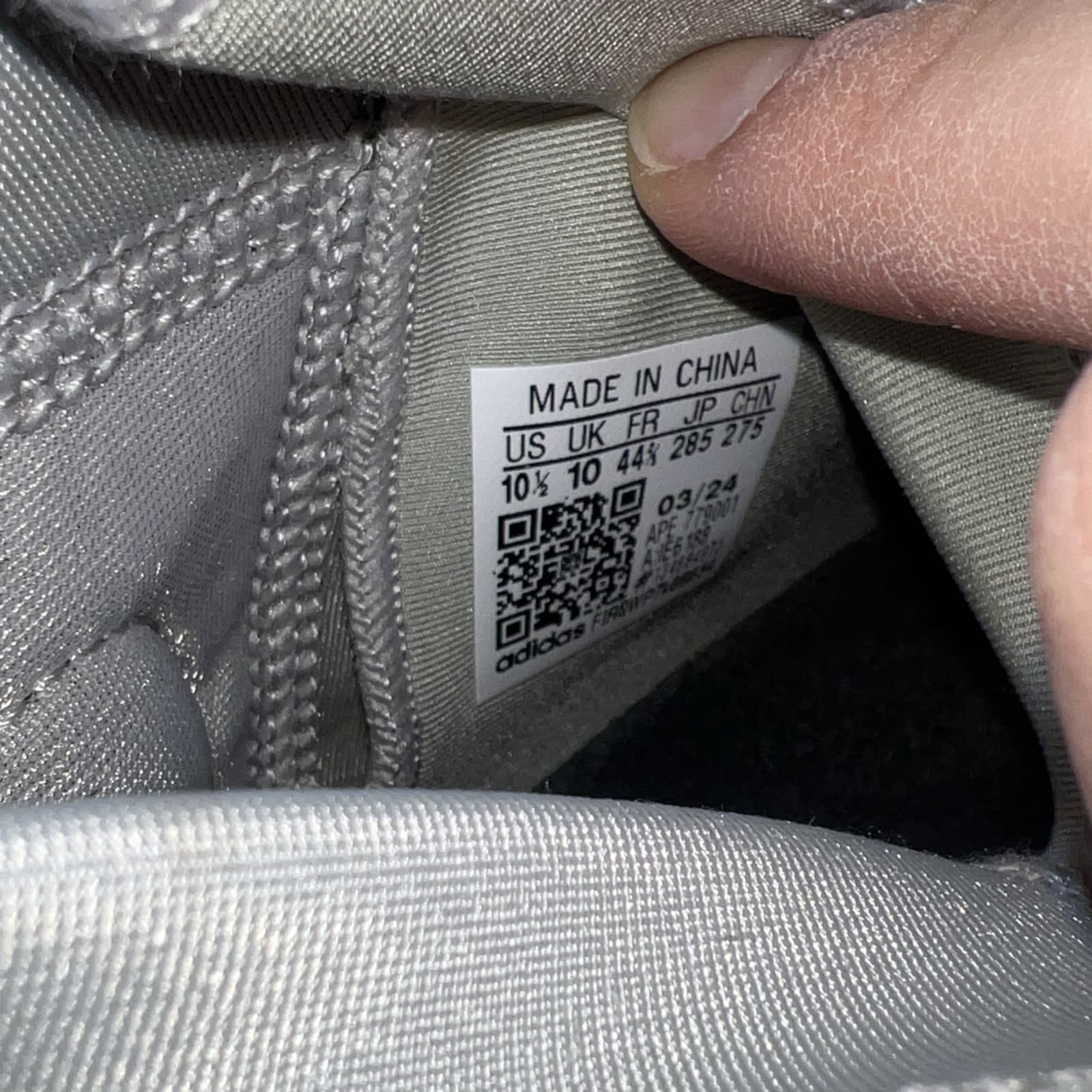 SP1440 adidas Fear of God Athletics I Basketball Sesame Carbon