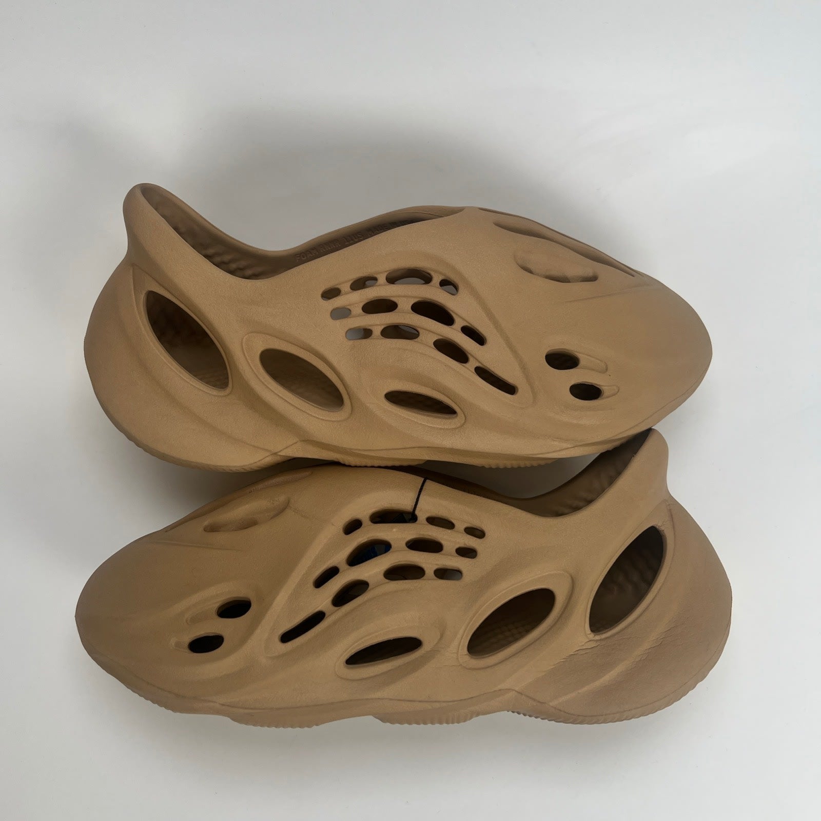 SP2122 adidas Yeezy Foam RNNR Ochre