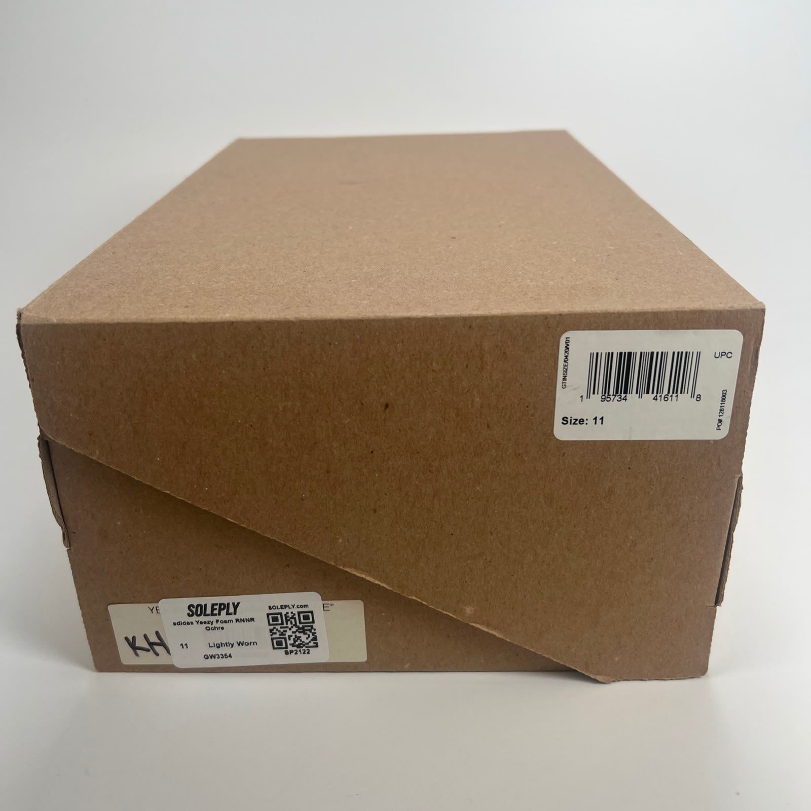 SP2122 adidas Yeezy Foam RNNR Ochre