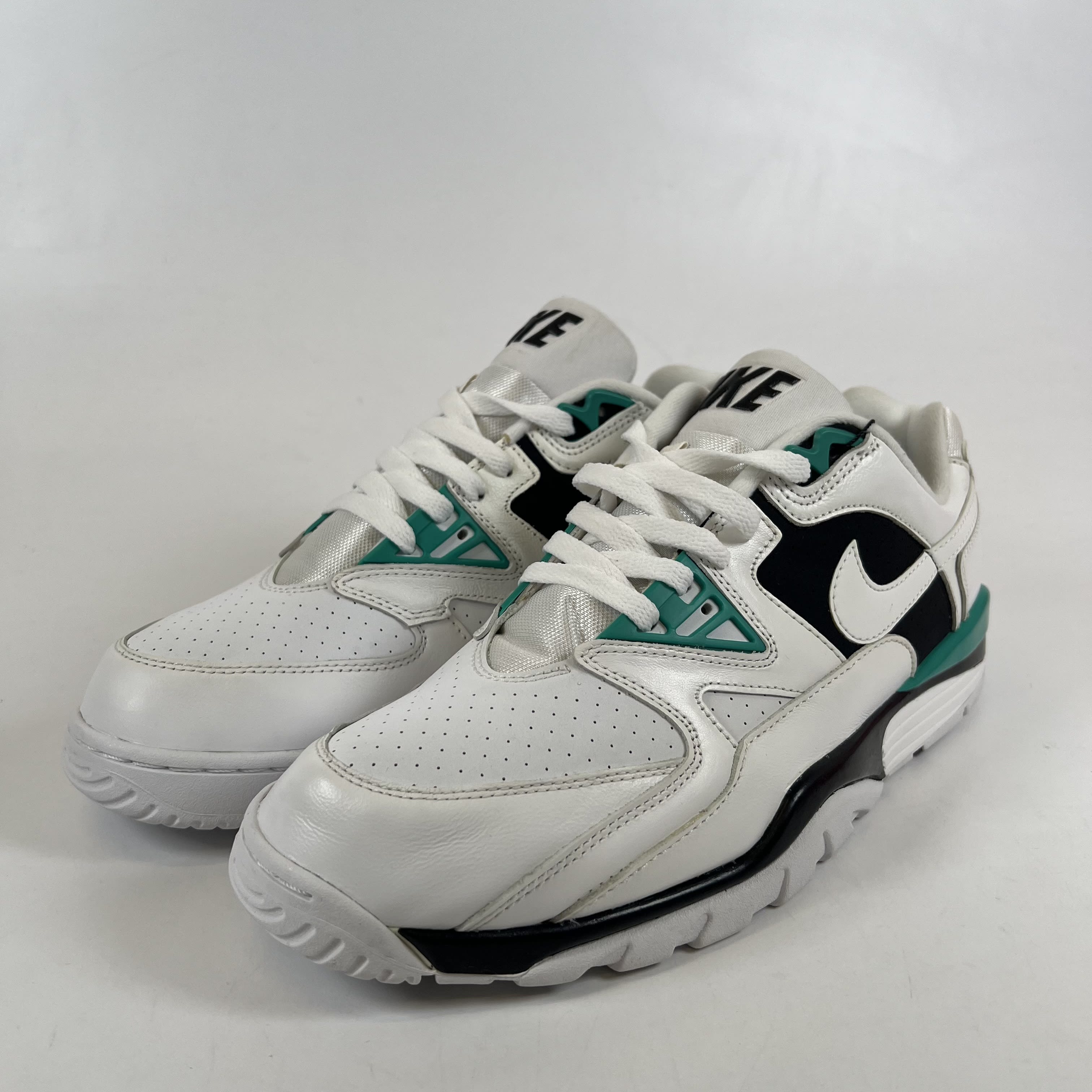 SP7892 Nike Air Cross Trainer 3 Low White Neptune Green Black