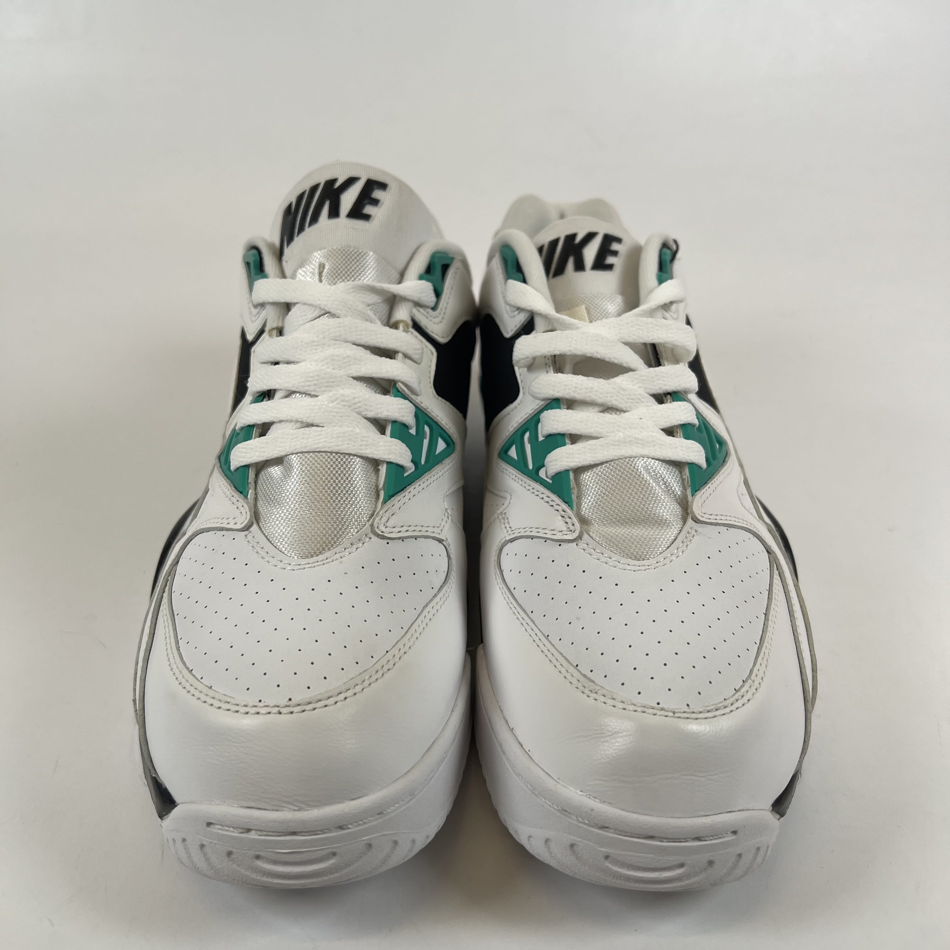 SP7892 Nike Air Cross Trainer 3 Low White Neptune Green Black