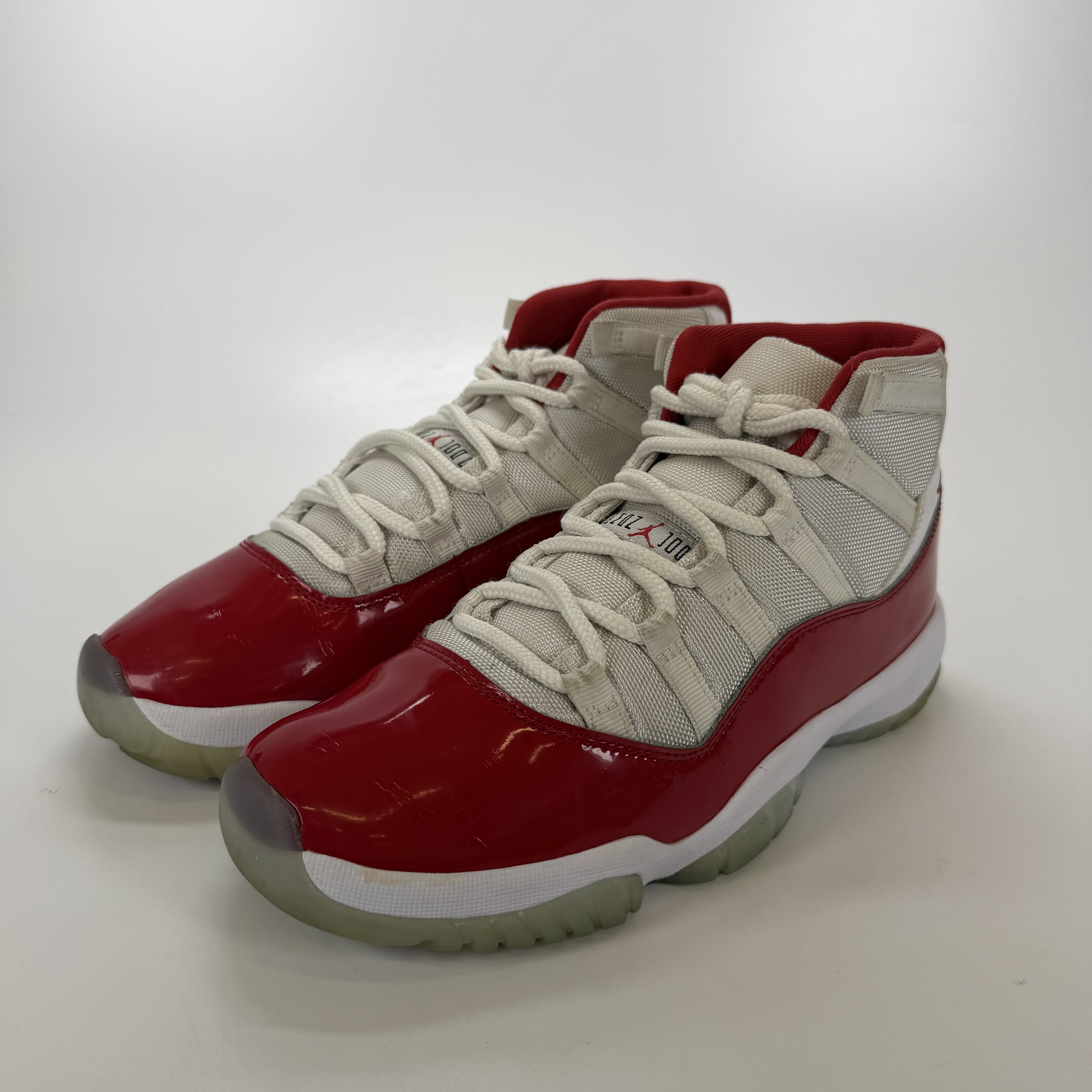 [416210] Jordan 11 Retro Cherry (2022)