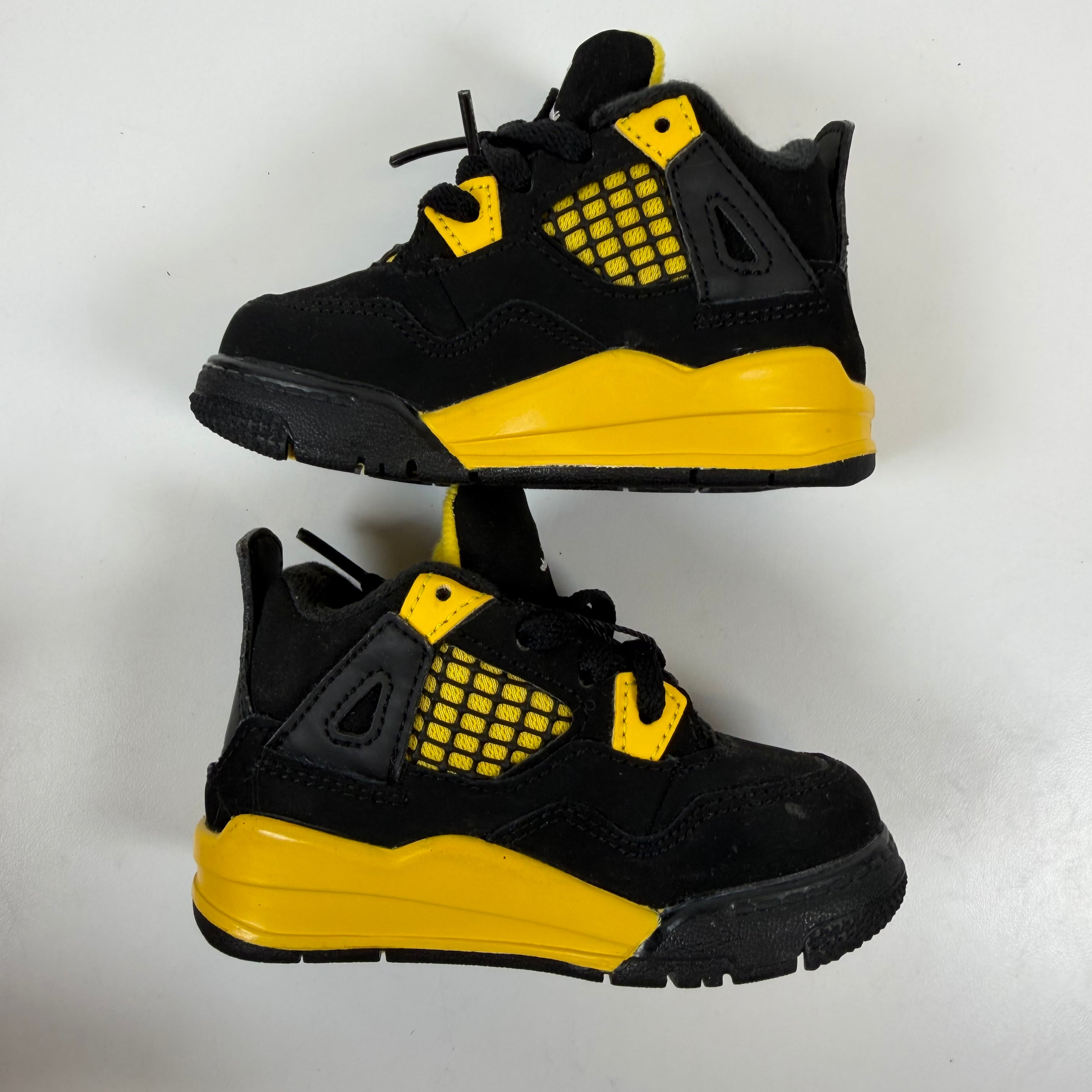 SP10144 Air Jordan 4 Retro TD 'Thunder' 2023