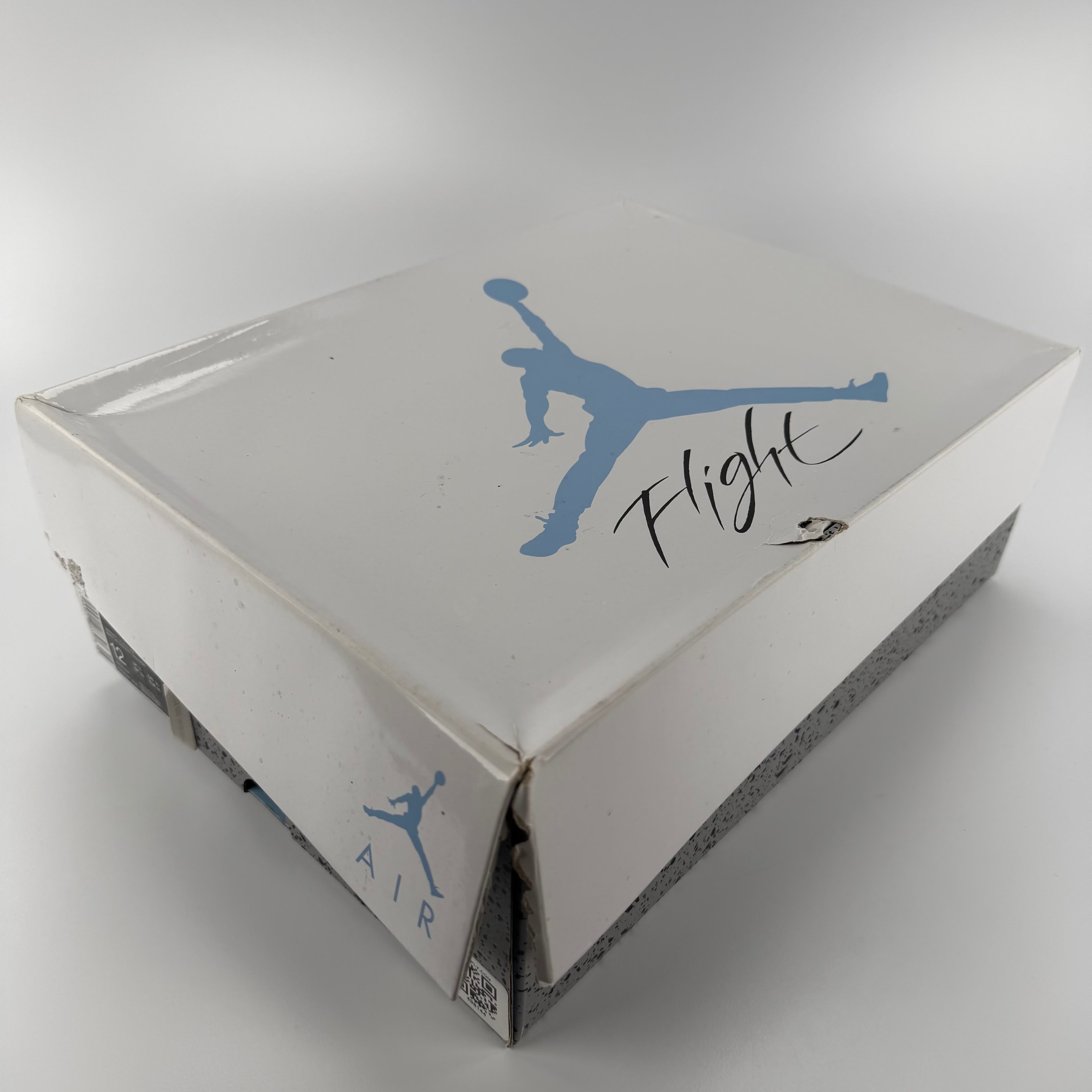 498144 Jordan 4 Retro University Blue