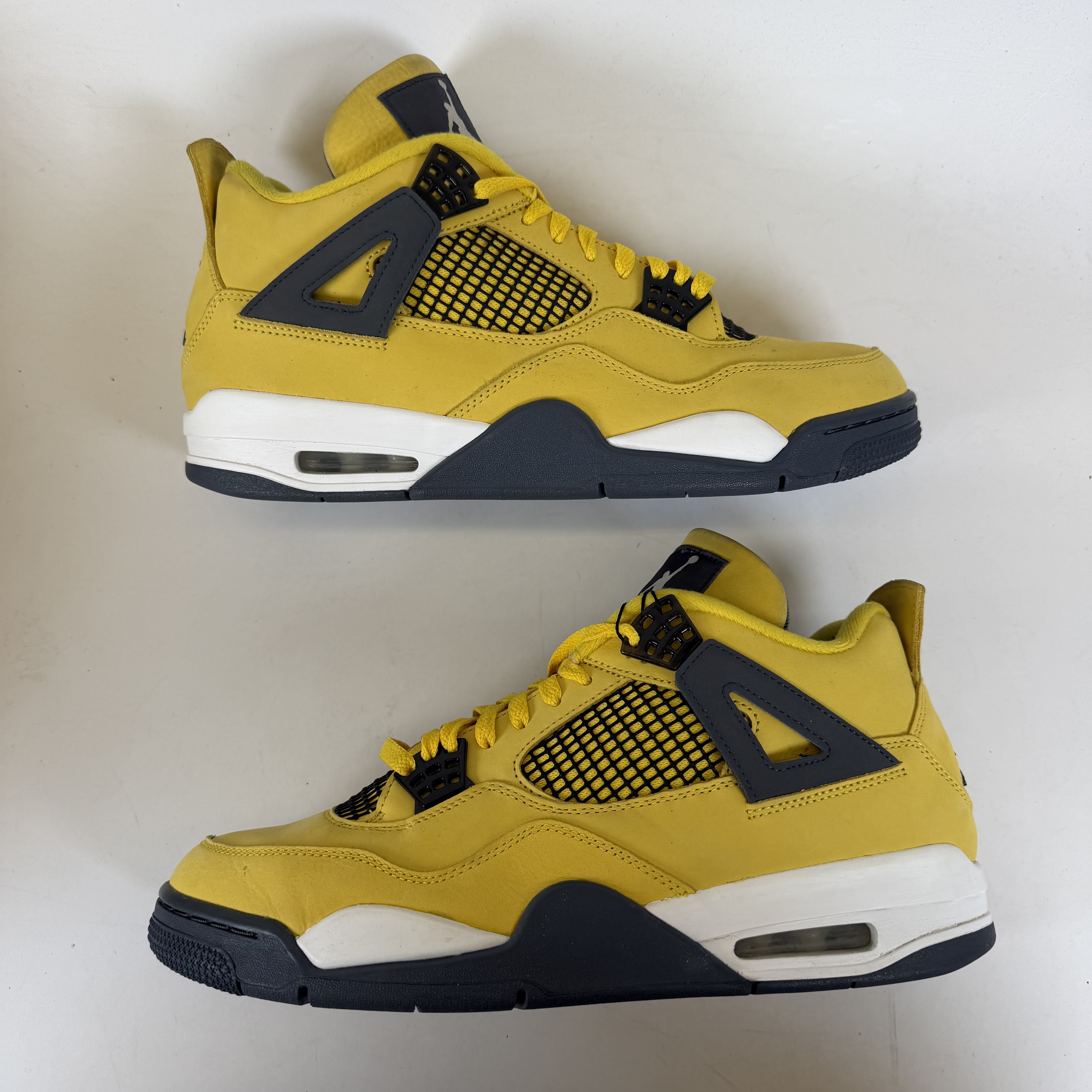 SP6818 Jordan 4 Retro Lightning (2021)