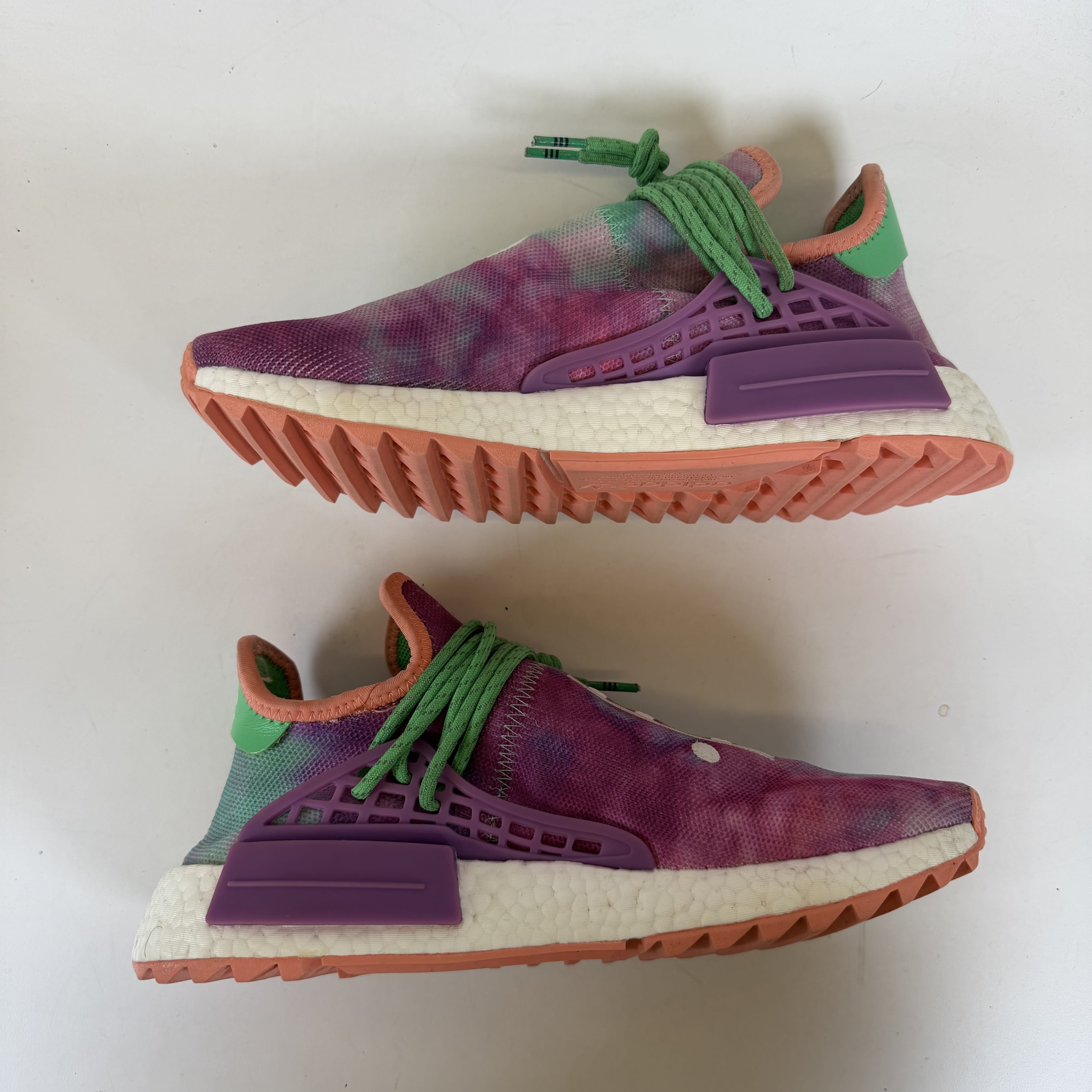 SP6840 adidas Human Race NMD Pharrell Holi Festival (Chalk Coral)