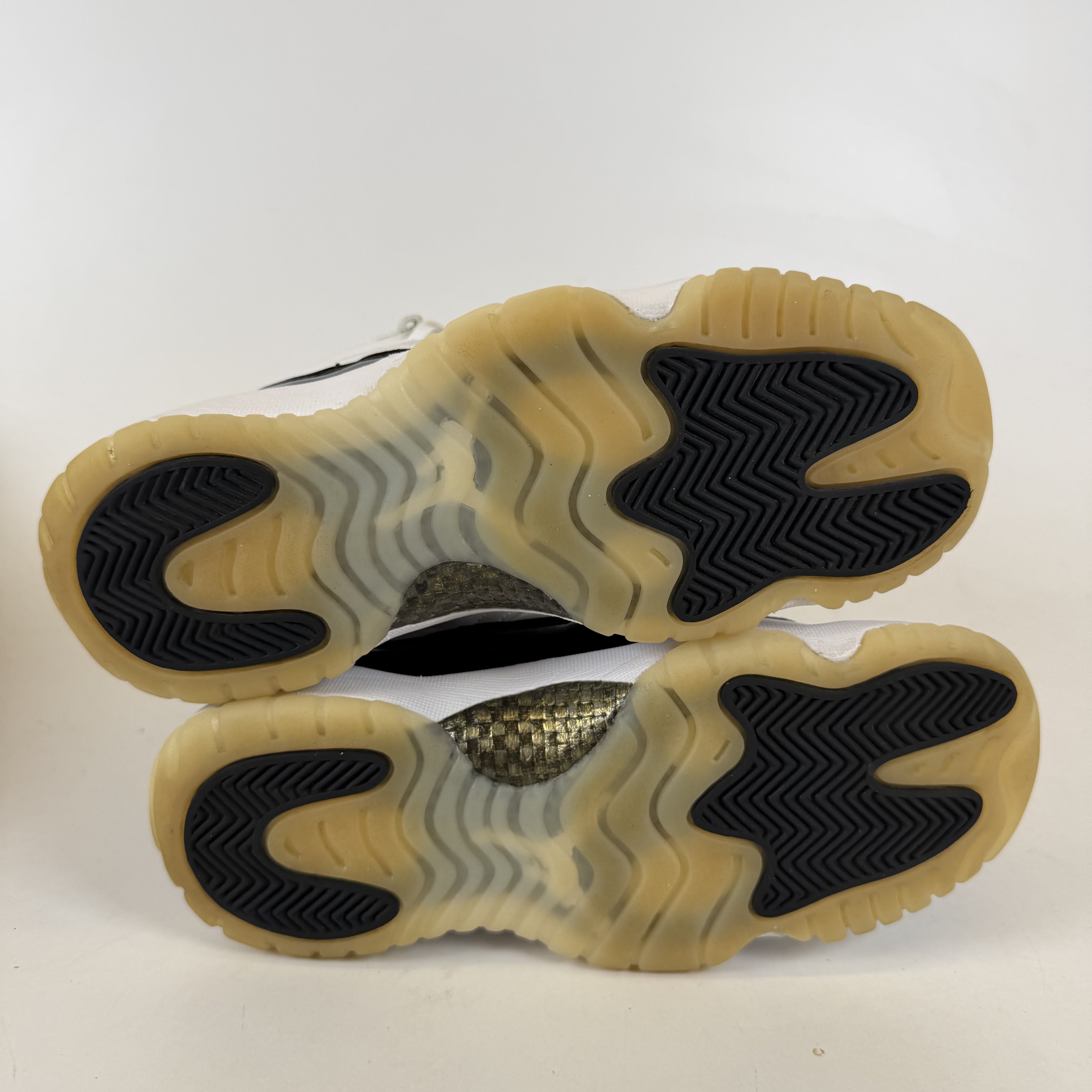 SP6952 Jordan 11 Retro DMP Gratitude (2023) (GS)