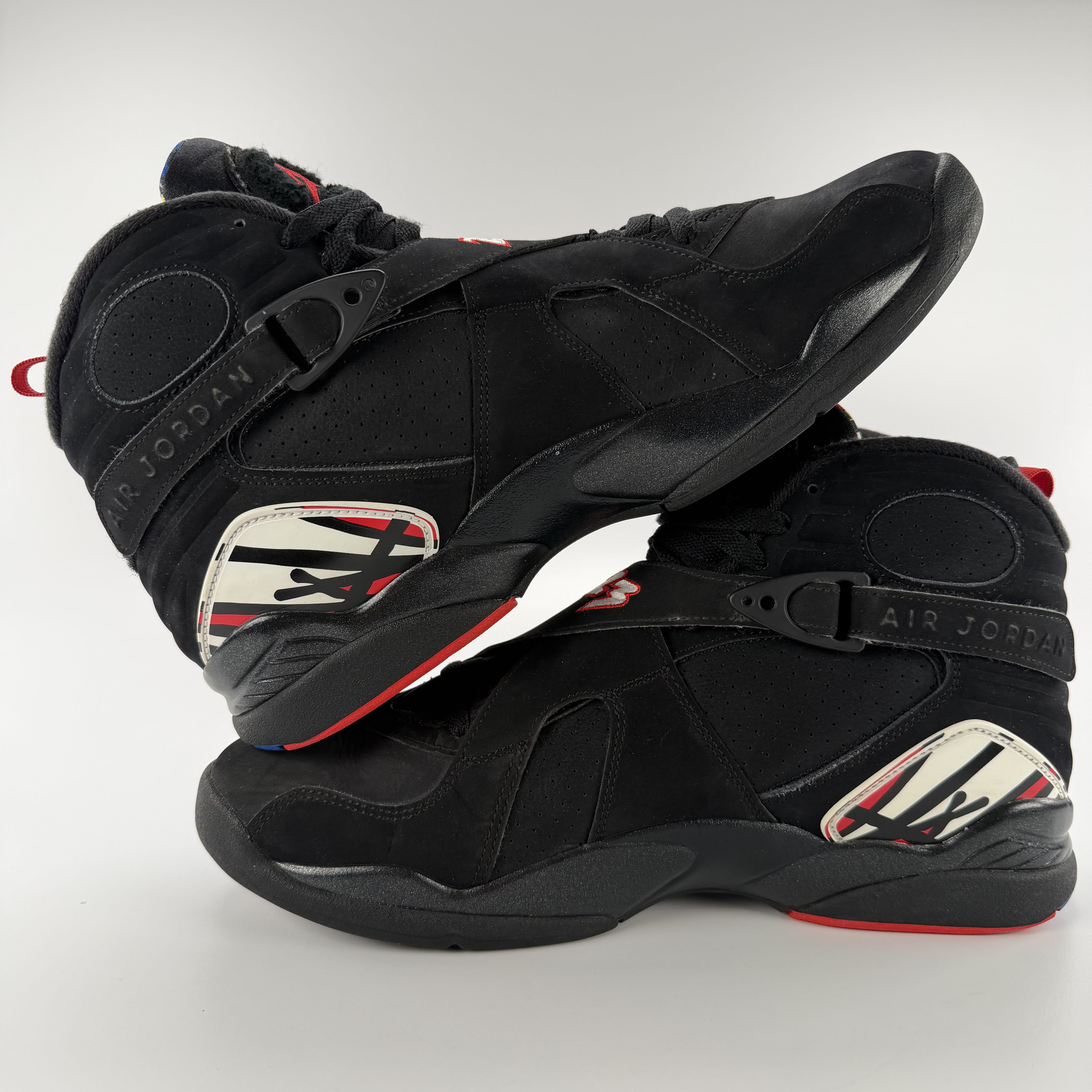 421232 Jordan 8 Retro Playoffs (2023)