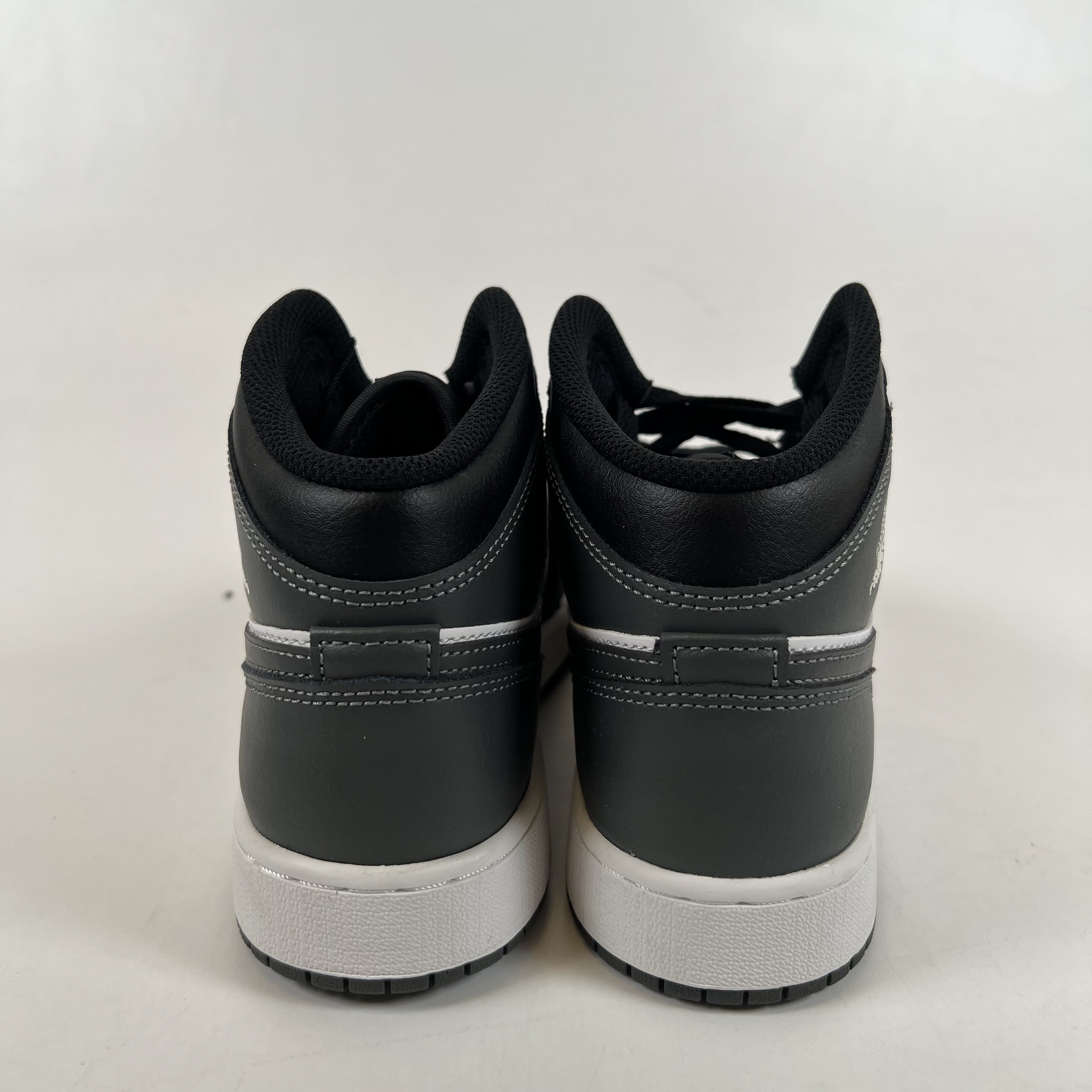 SP11259 Jordan 1 Mid Black White Iron Grey (GS)
