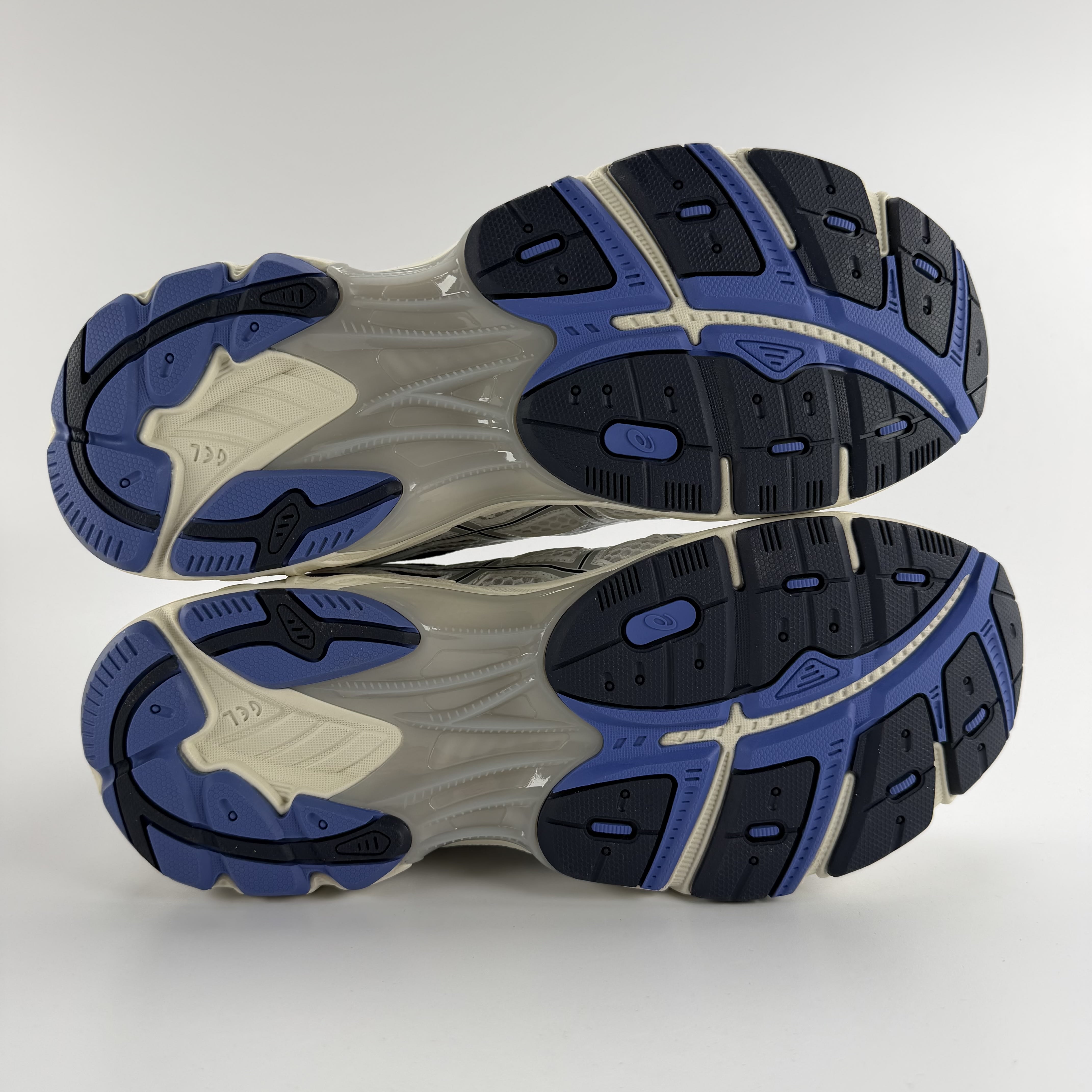 323586 ASICS GT-2160 Piedmont Grey Blue