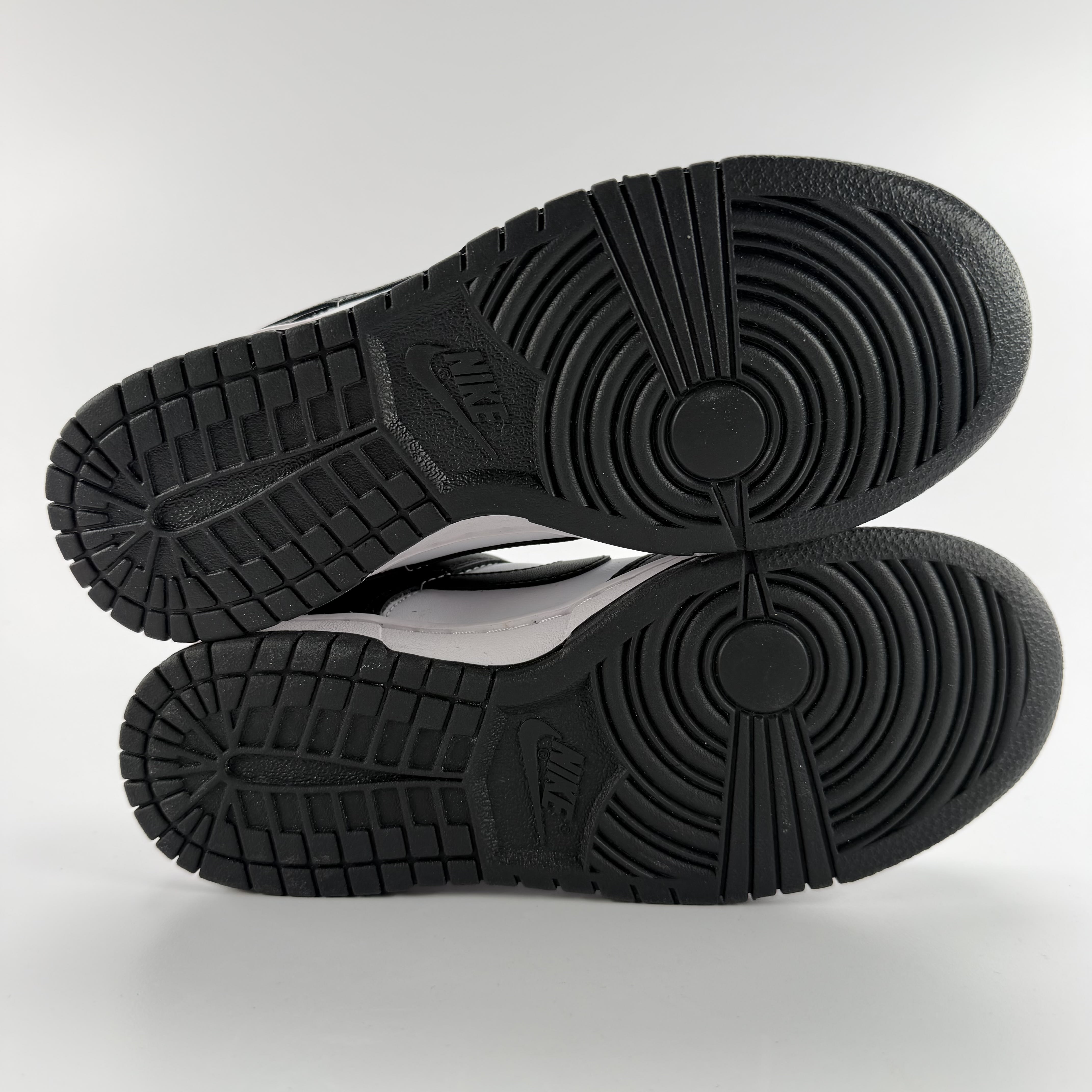 313032 Nike Dunk Low Retro White Black Panda (Women's)