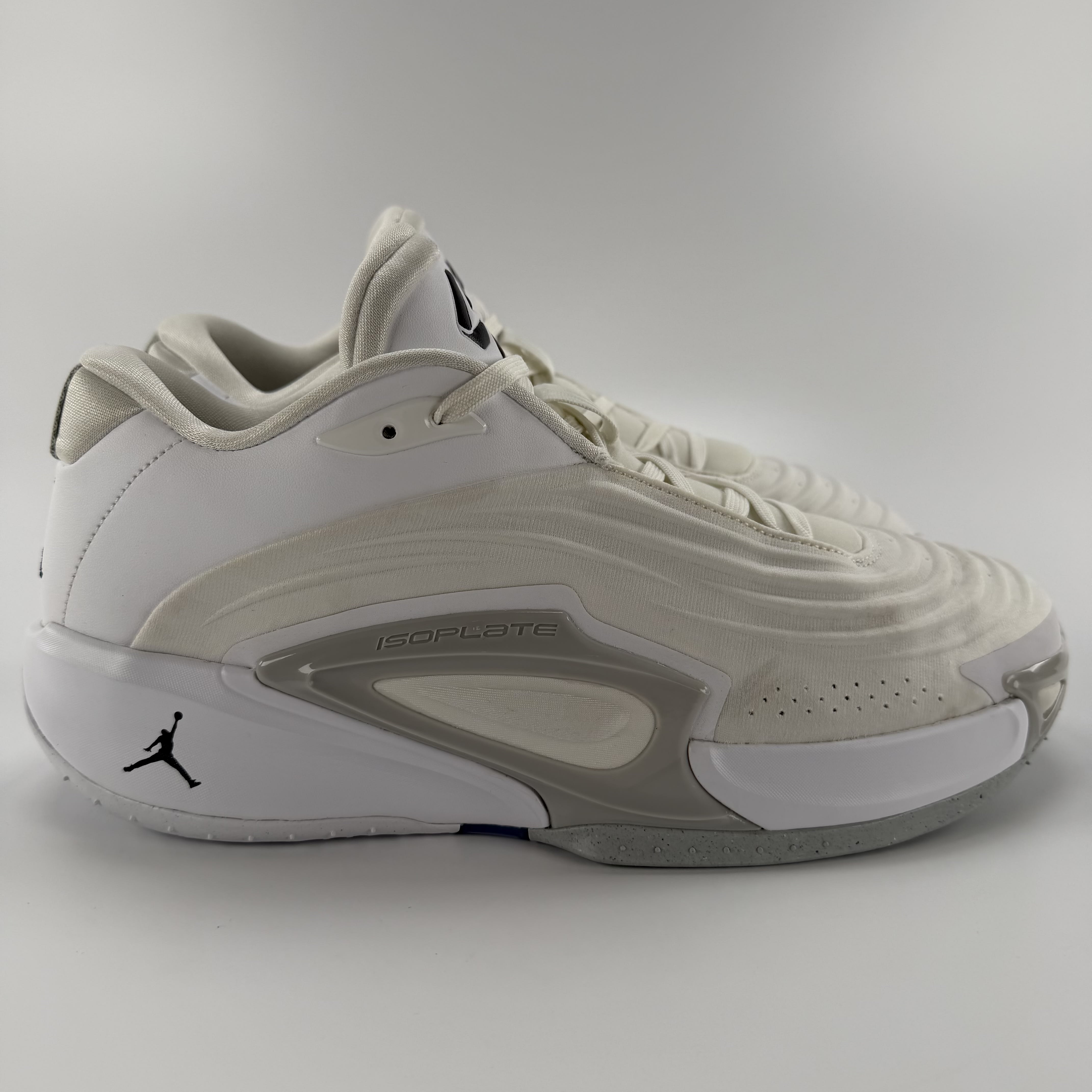 755560 Jordan Luka 3 TB White Grey Fog