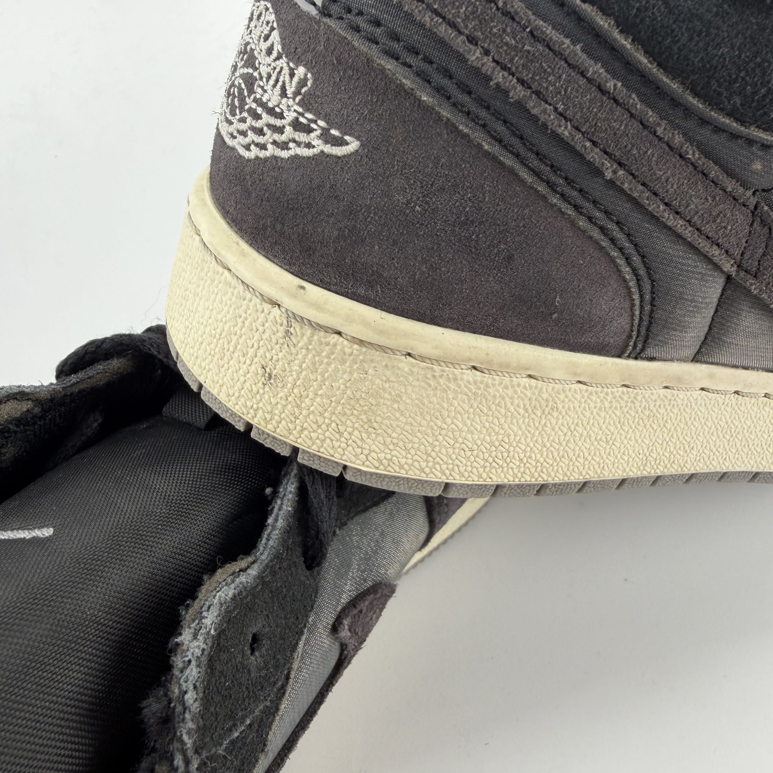 594833 Air Jordan 1 Low SE Craft GS 'Inside Out - Black'