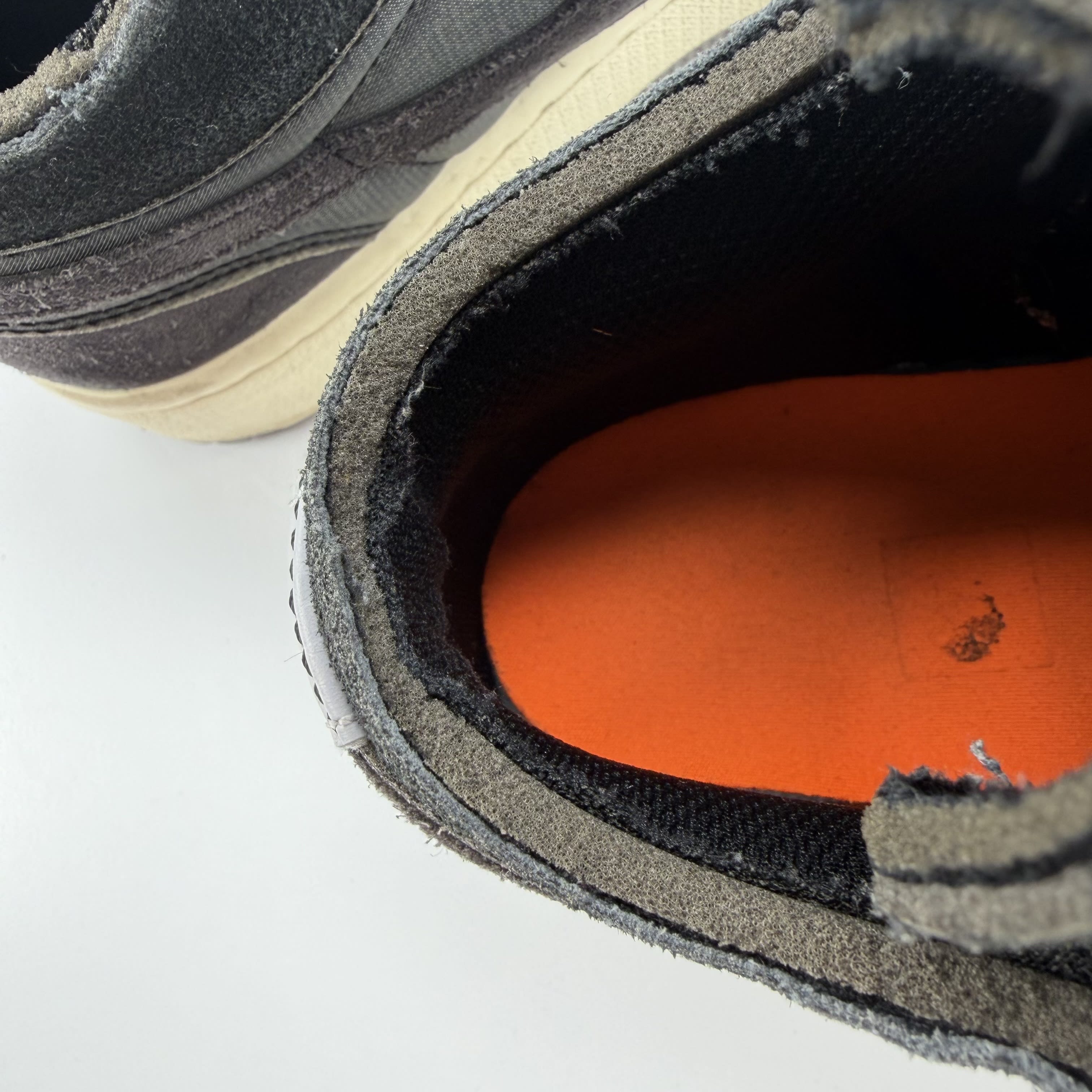 594833 Air Jordan 1 Low SE Craft GS 'Inside Out - Black'