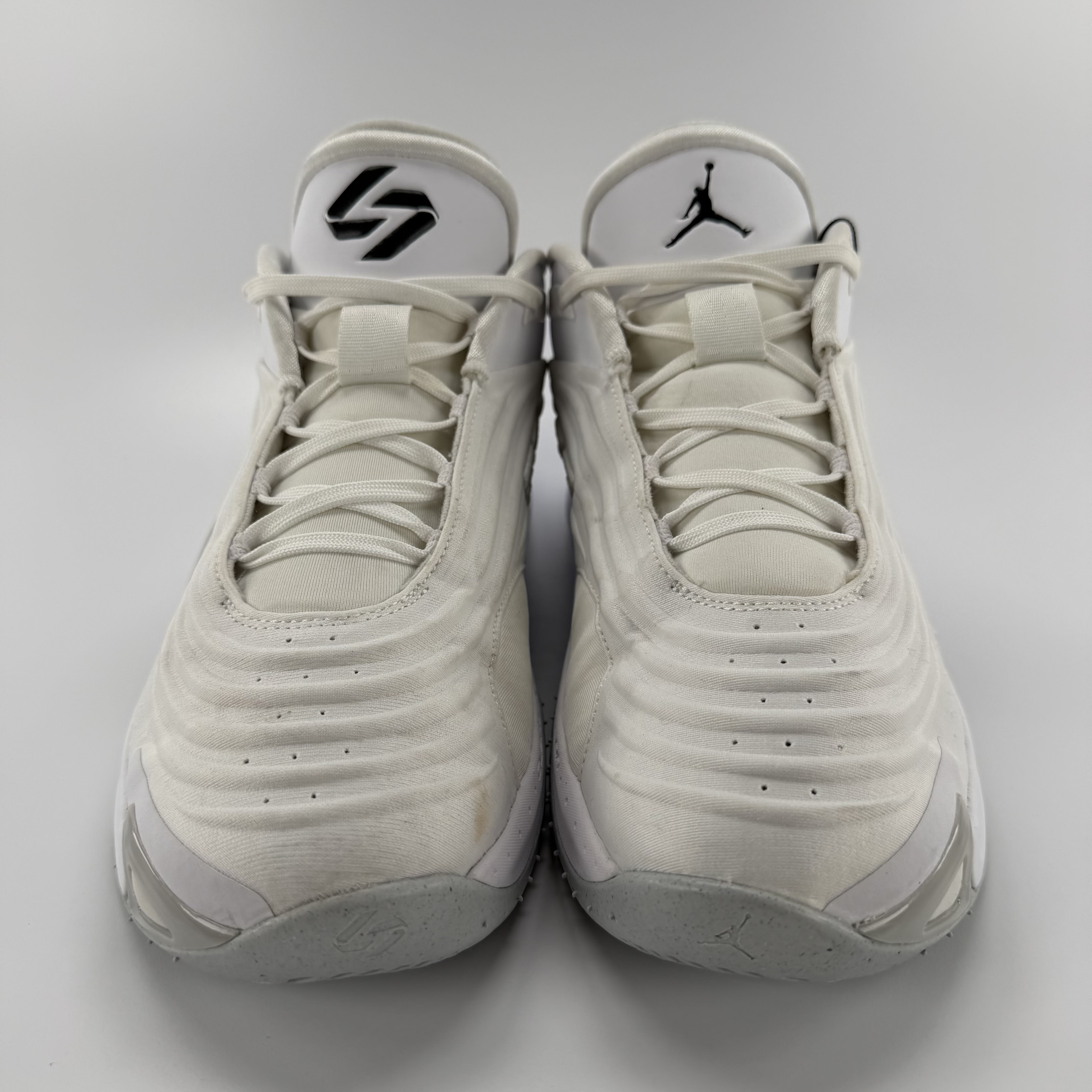 755560 Jordan Luka 3 TB White Grey Fog