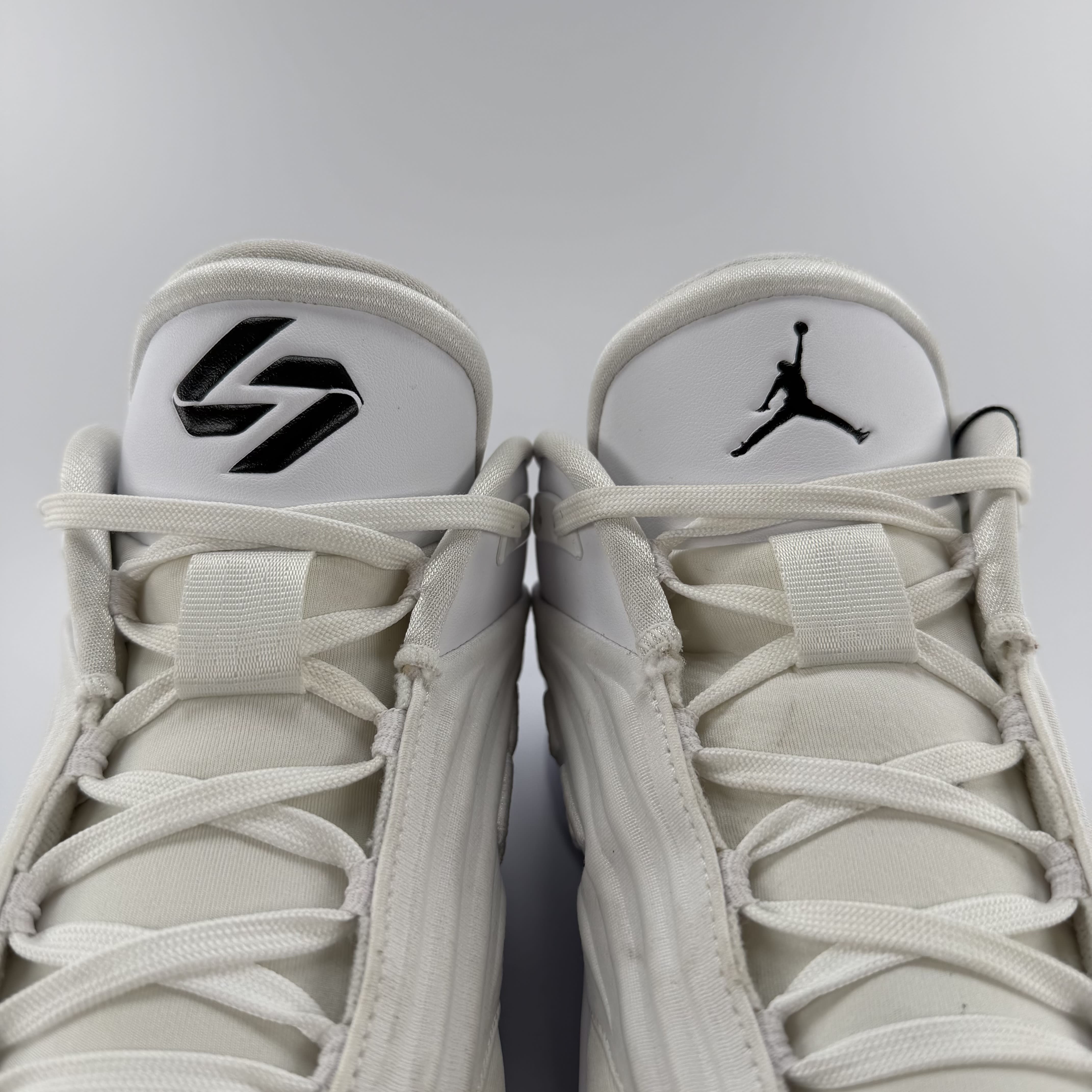755560 Jordan Luka 3 TB White Grey Fog