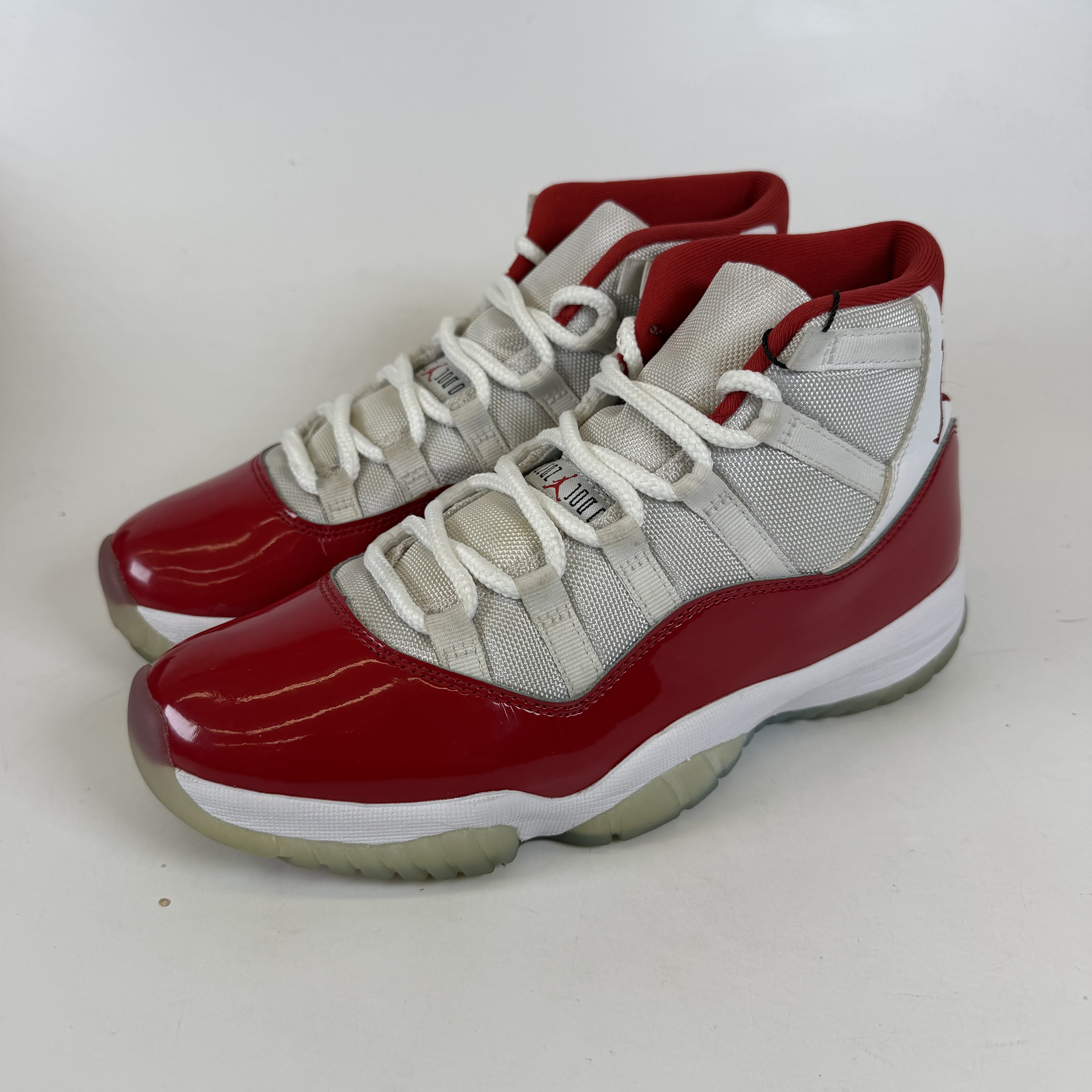 [SP4687] Jordan 11 Retro Cherry (2022)
