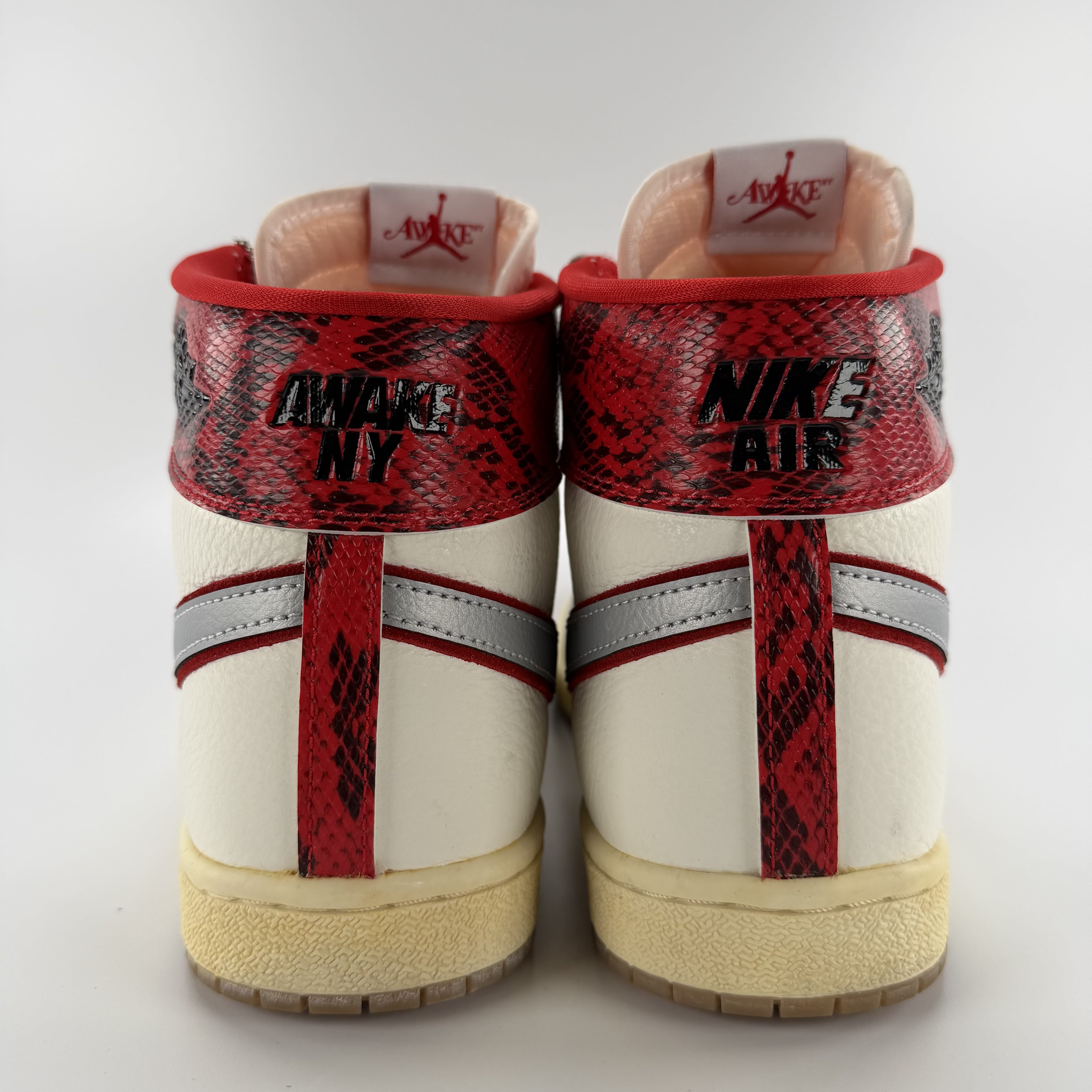 441322 Jordan Air Ship "Awake NY"