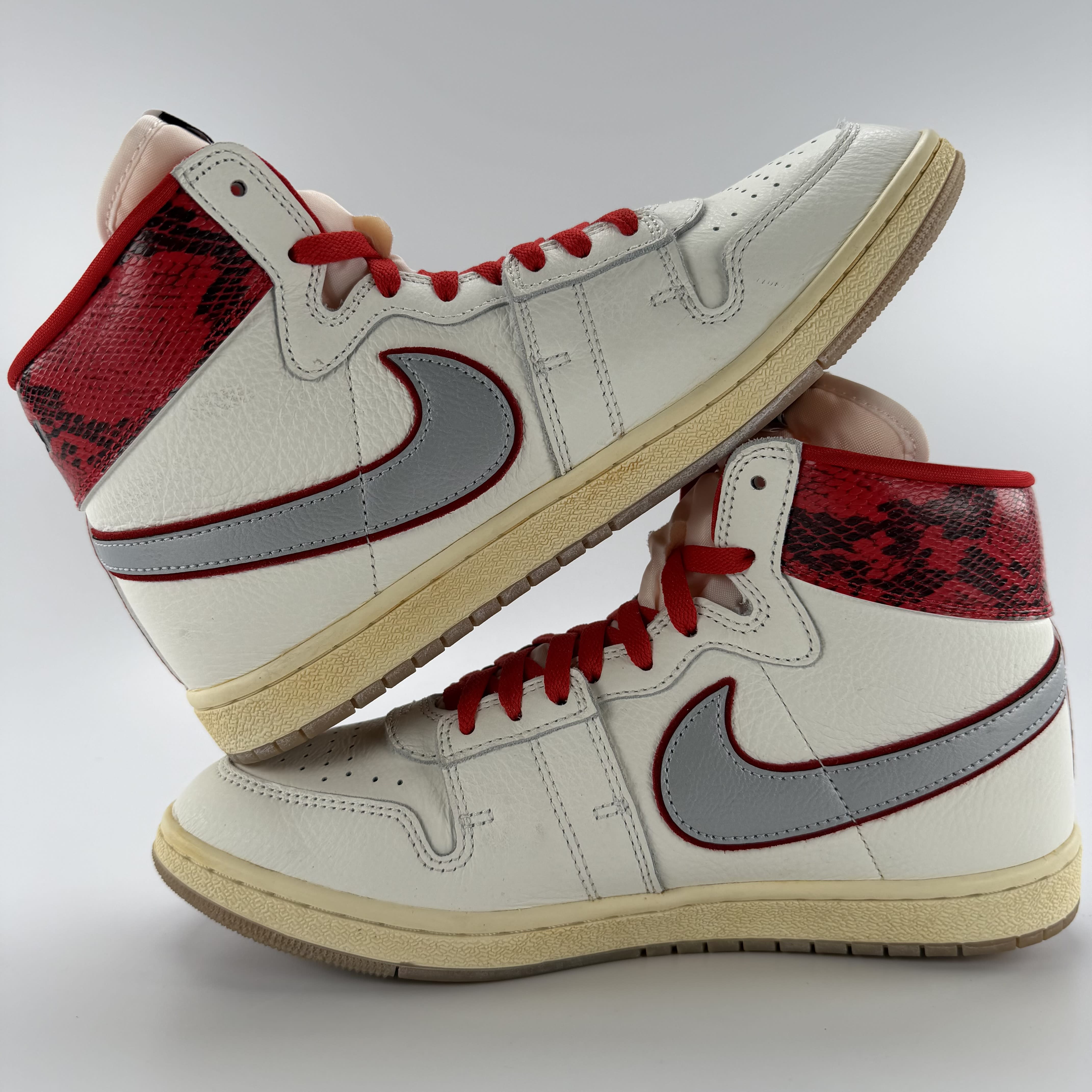 441322 Jordan Air Ship "Awake NY"