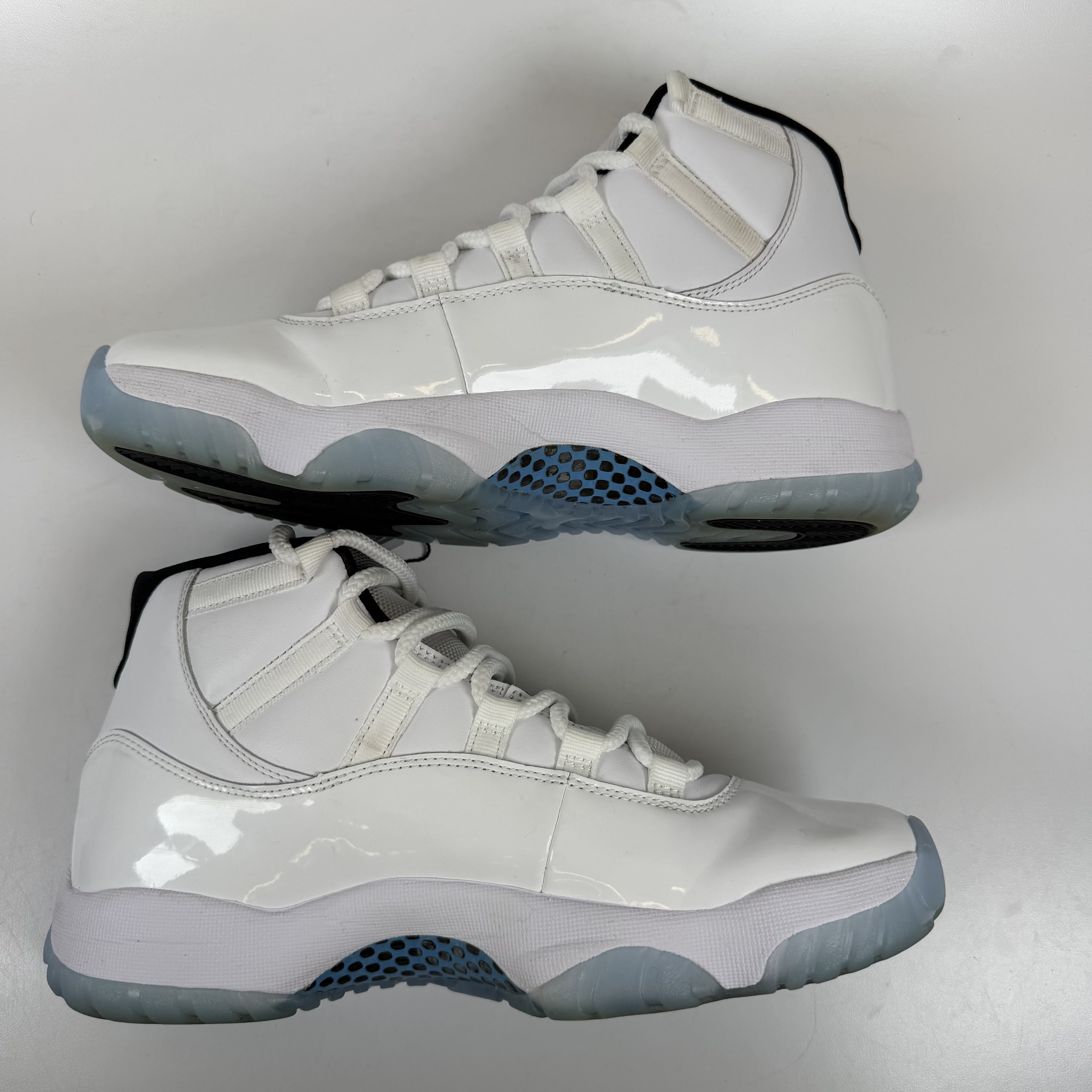 [SP10524] Jordan 11 Retro Legend Blue (2024)