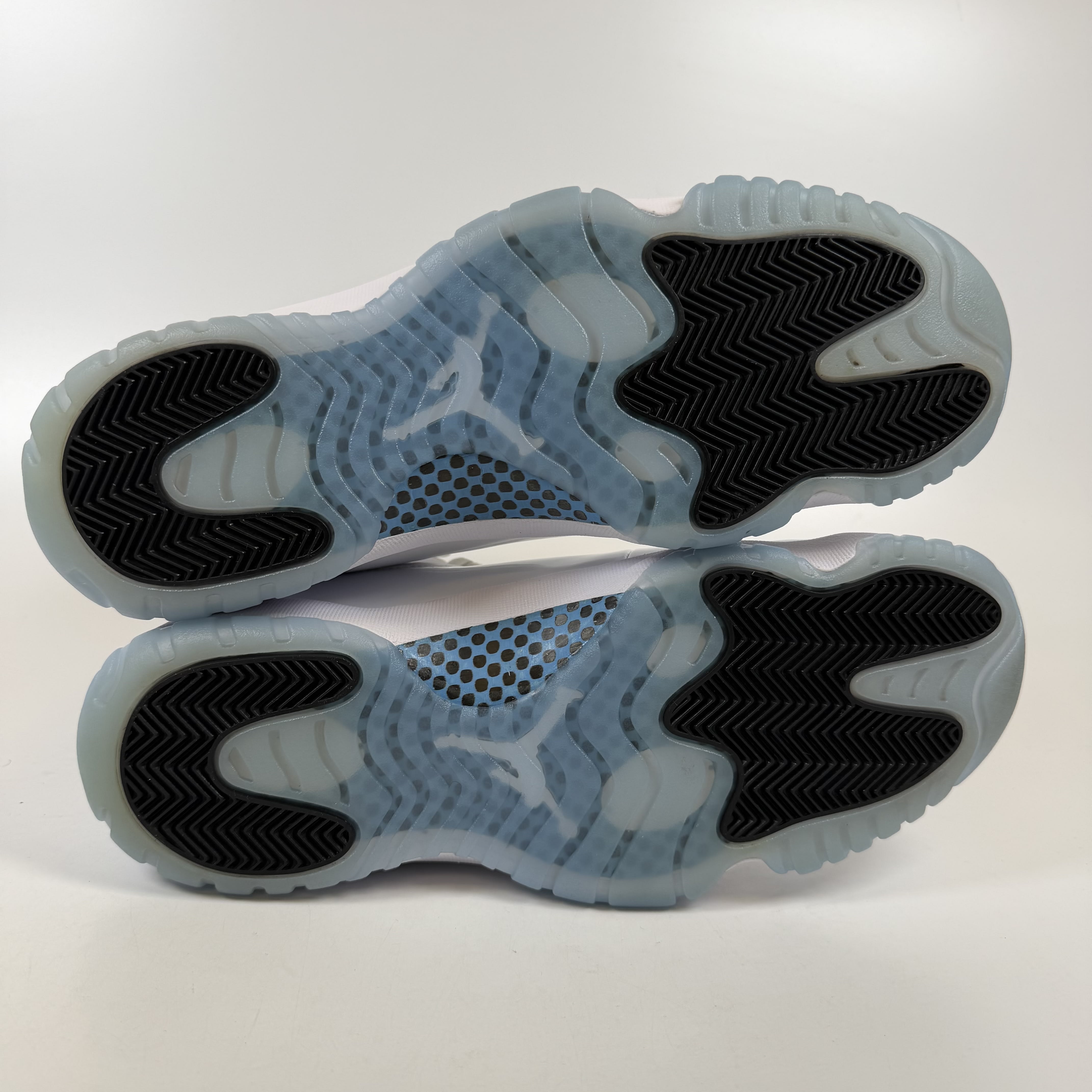 [SP11323] Jordan 11 Retro Legend Blue (2024)