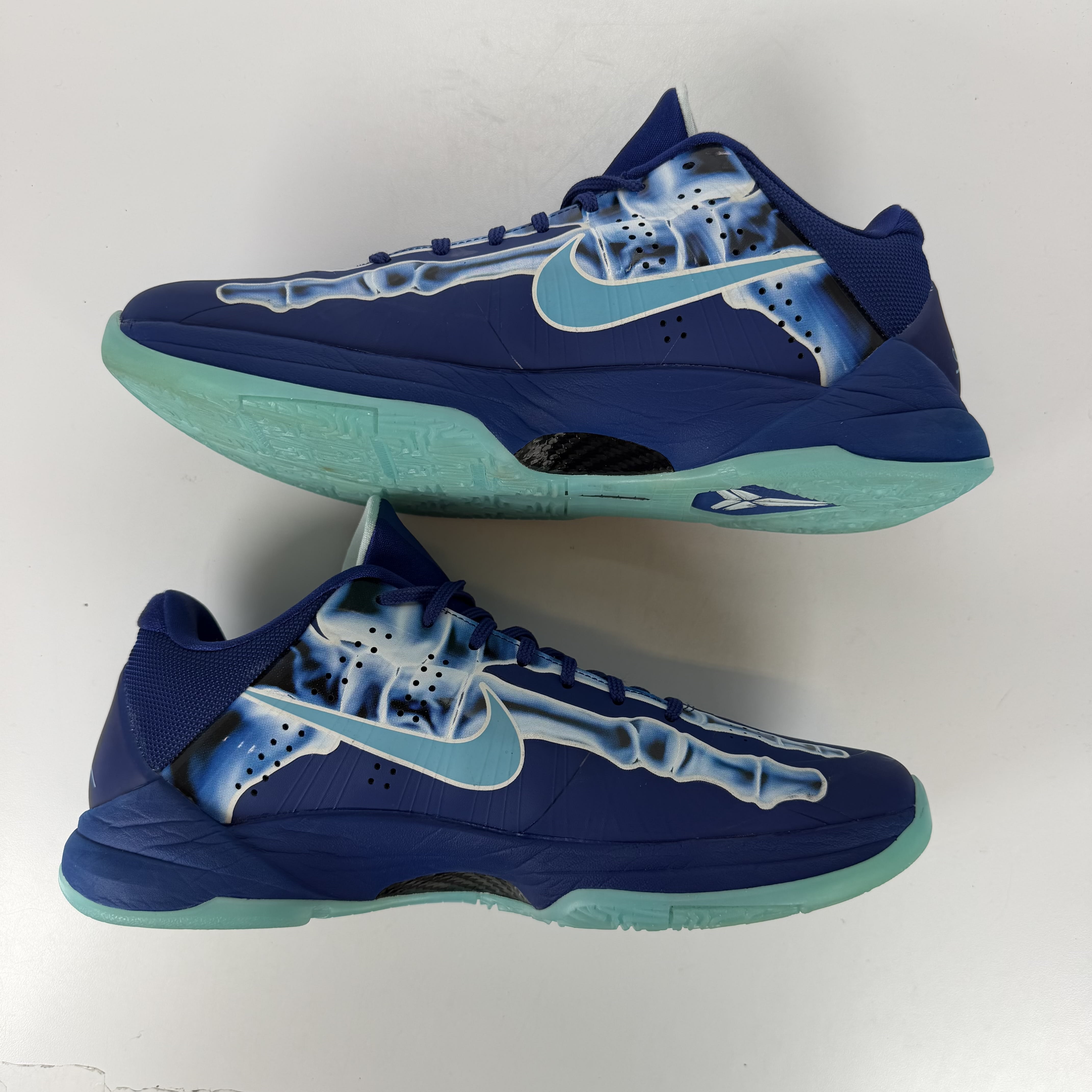 SP3532 Zoom Kobe 5 Protro "X-Ray"