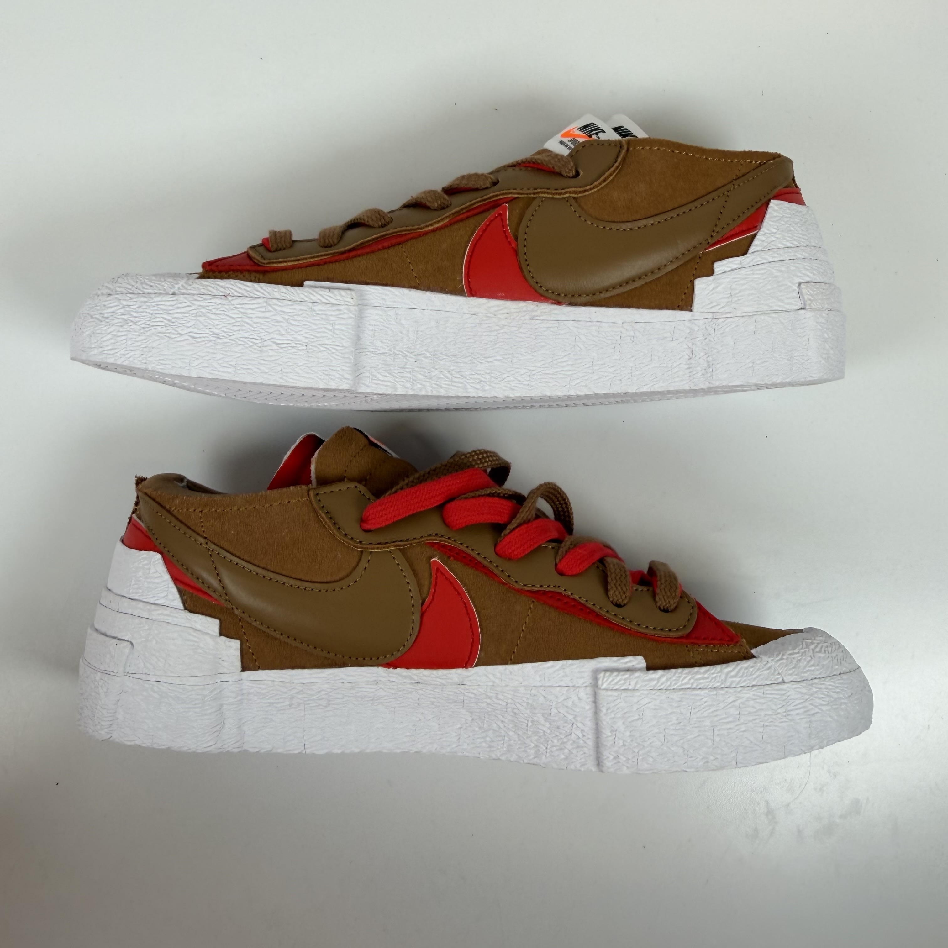 SP10137 Nike Blazer Low sacai British Tan