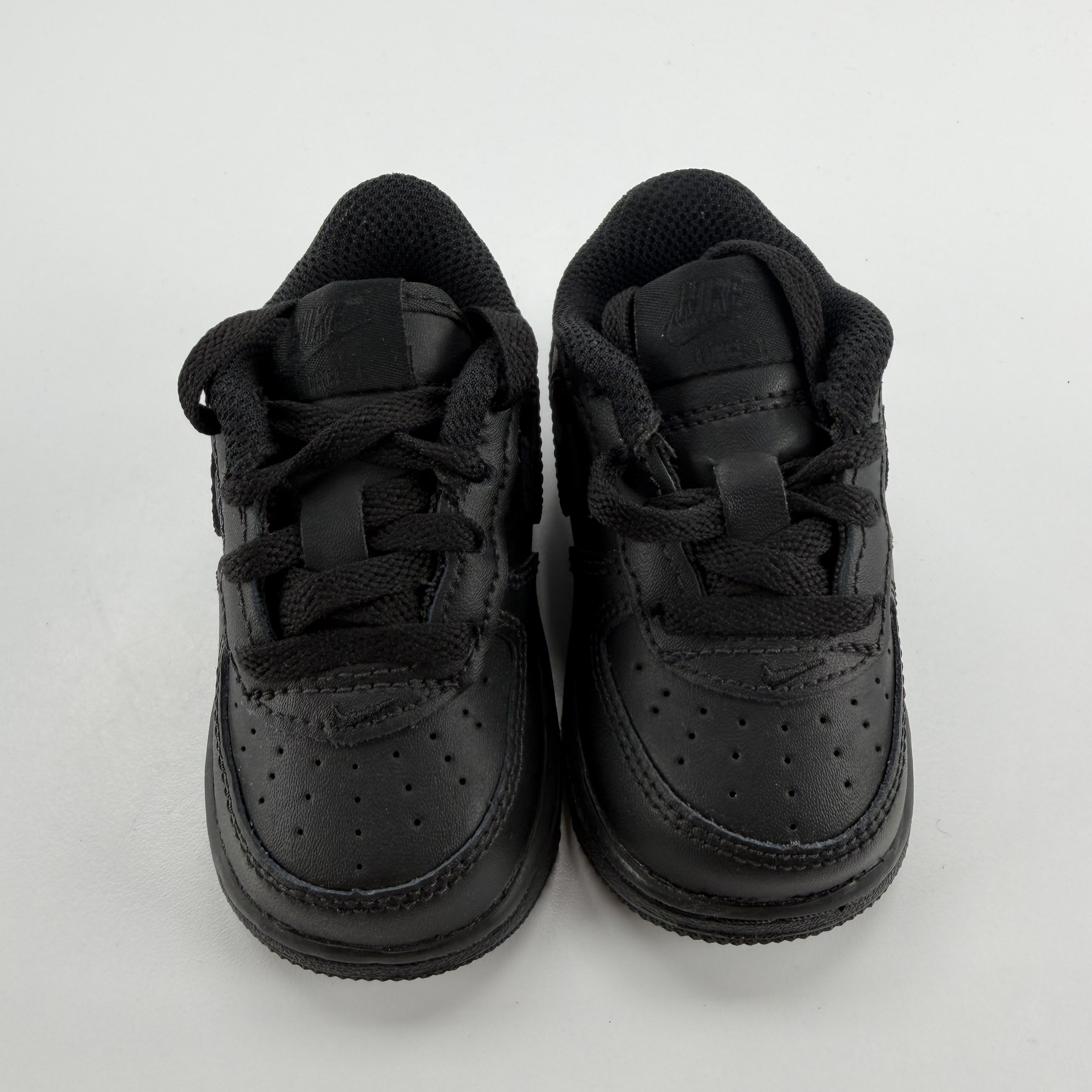 272960 Nike Air Force 1 Low LE Triple Black (TD)