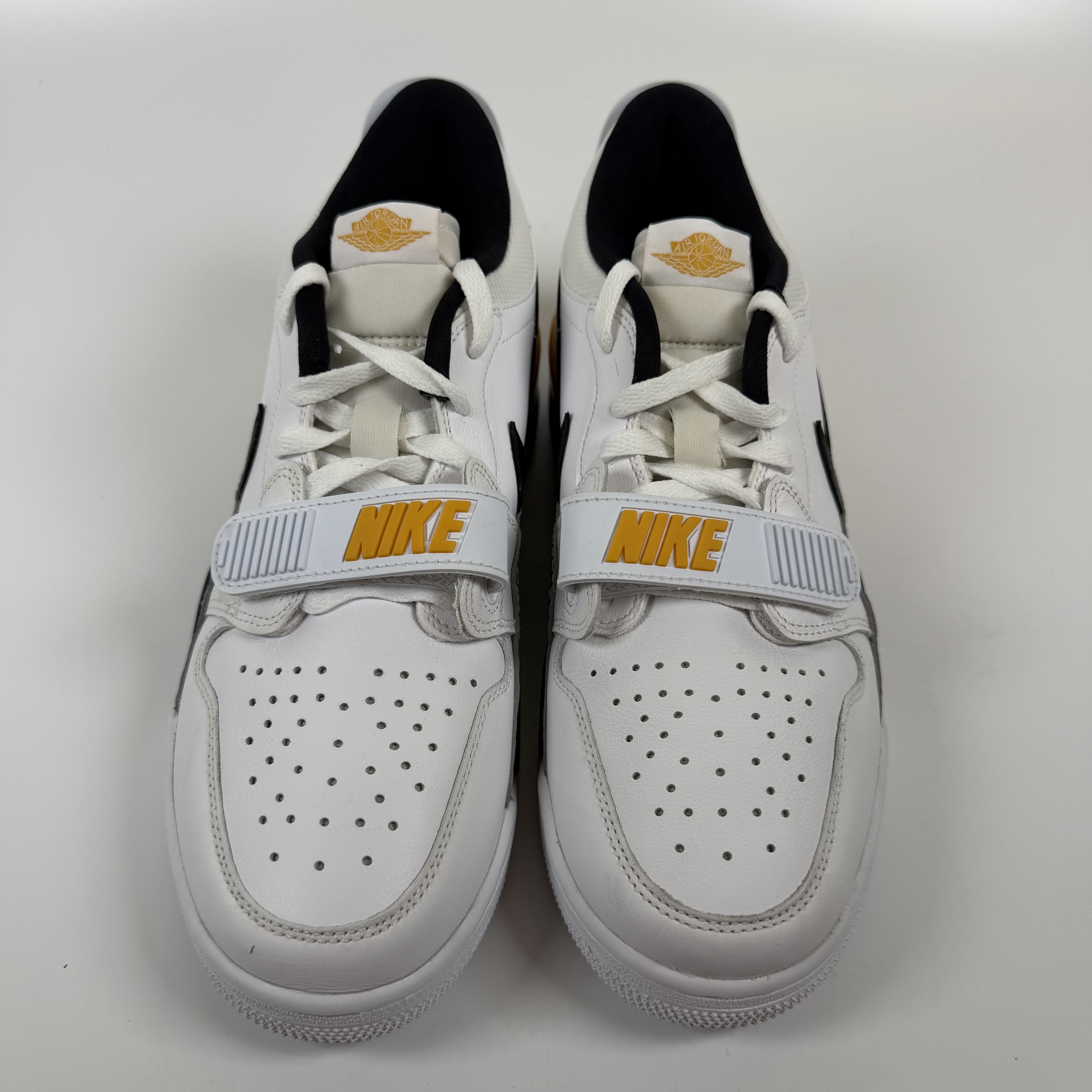SP9153 Jordan Legacy 312 Low Yellow Ochre