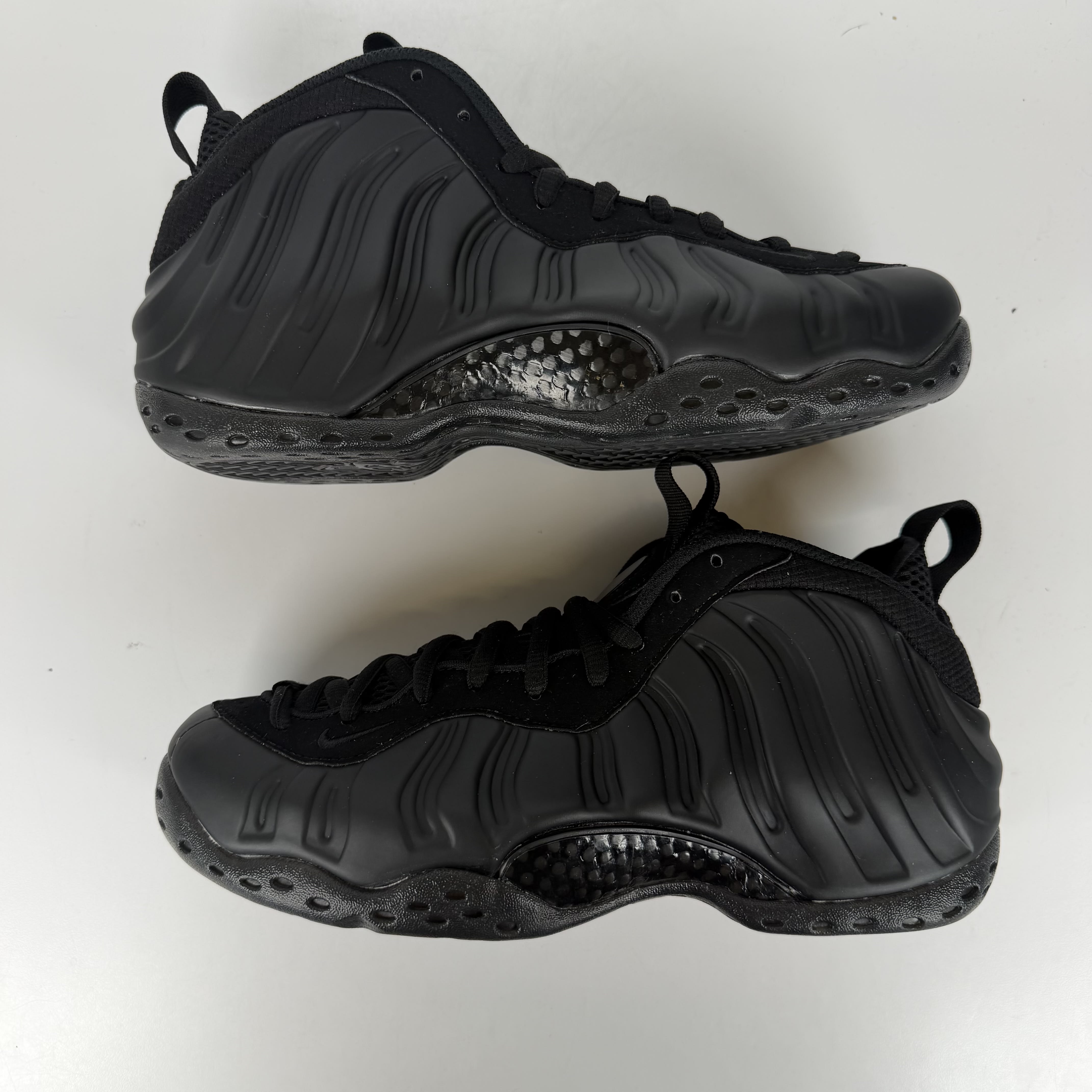 589012 Nike Air Foamposite One Anthracite (2023)
