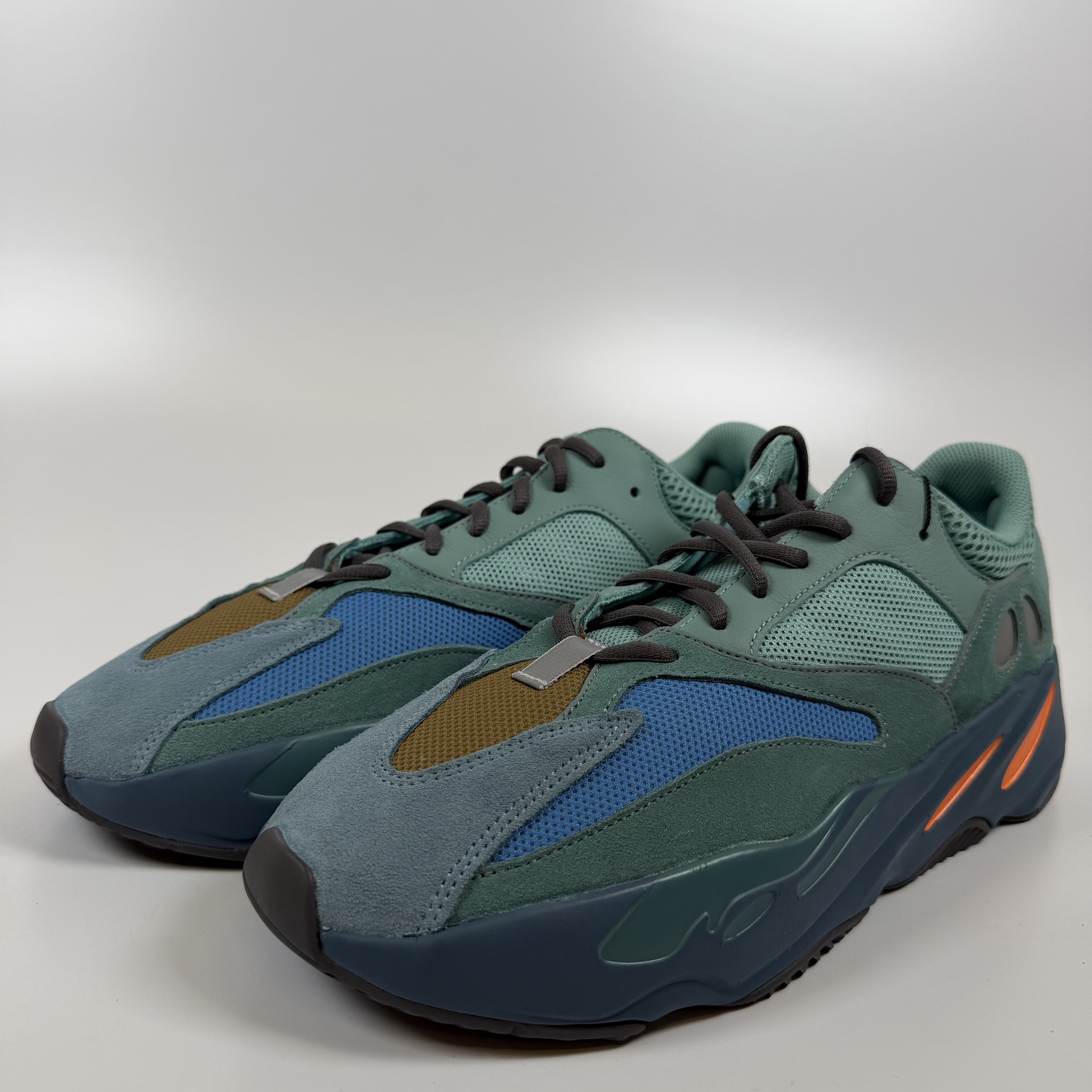 SP7868 adidas Yeezy Boost 700 Faded Azure