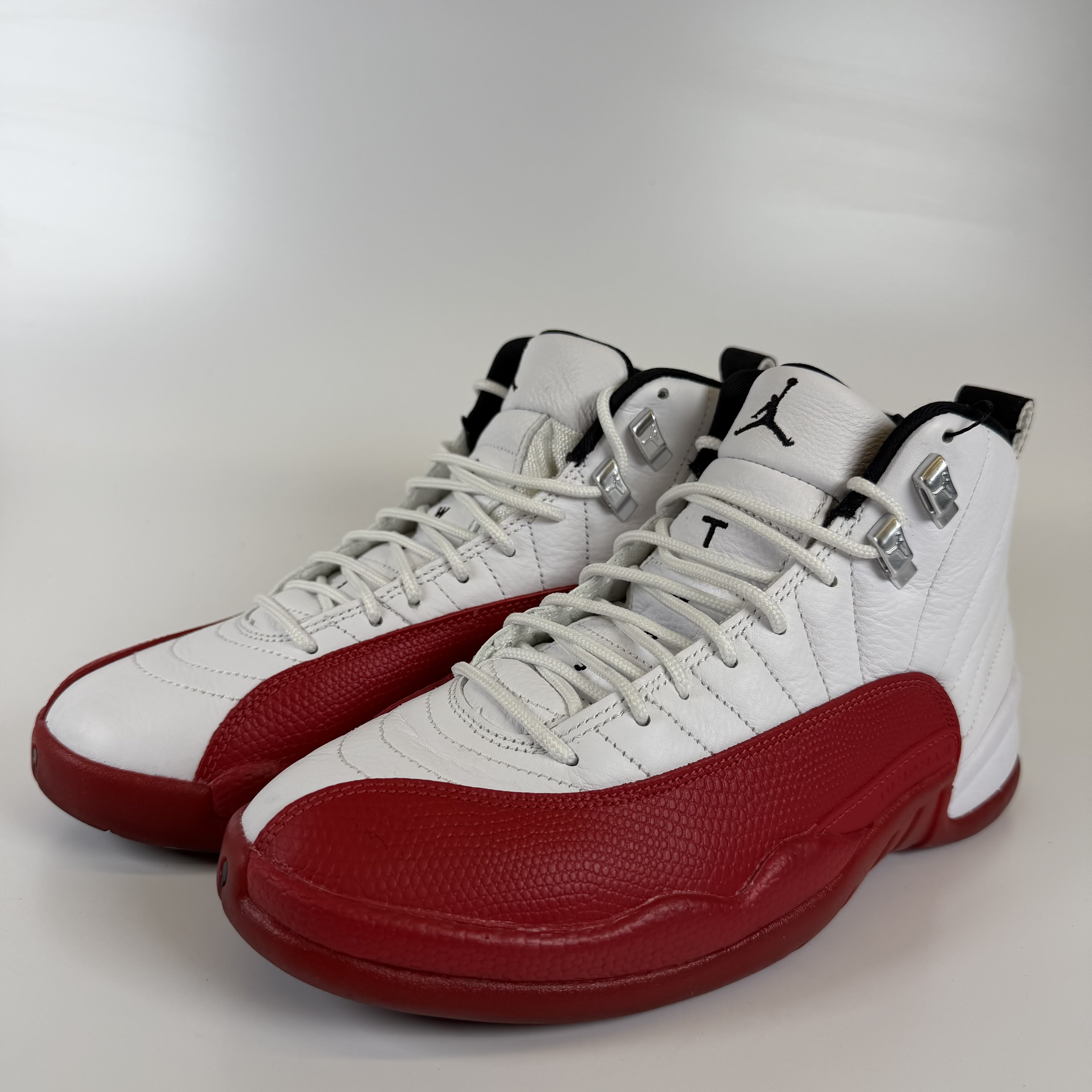 737355 Jordan 12 Retro Cherry (2023)