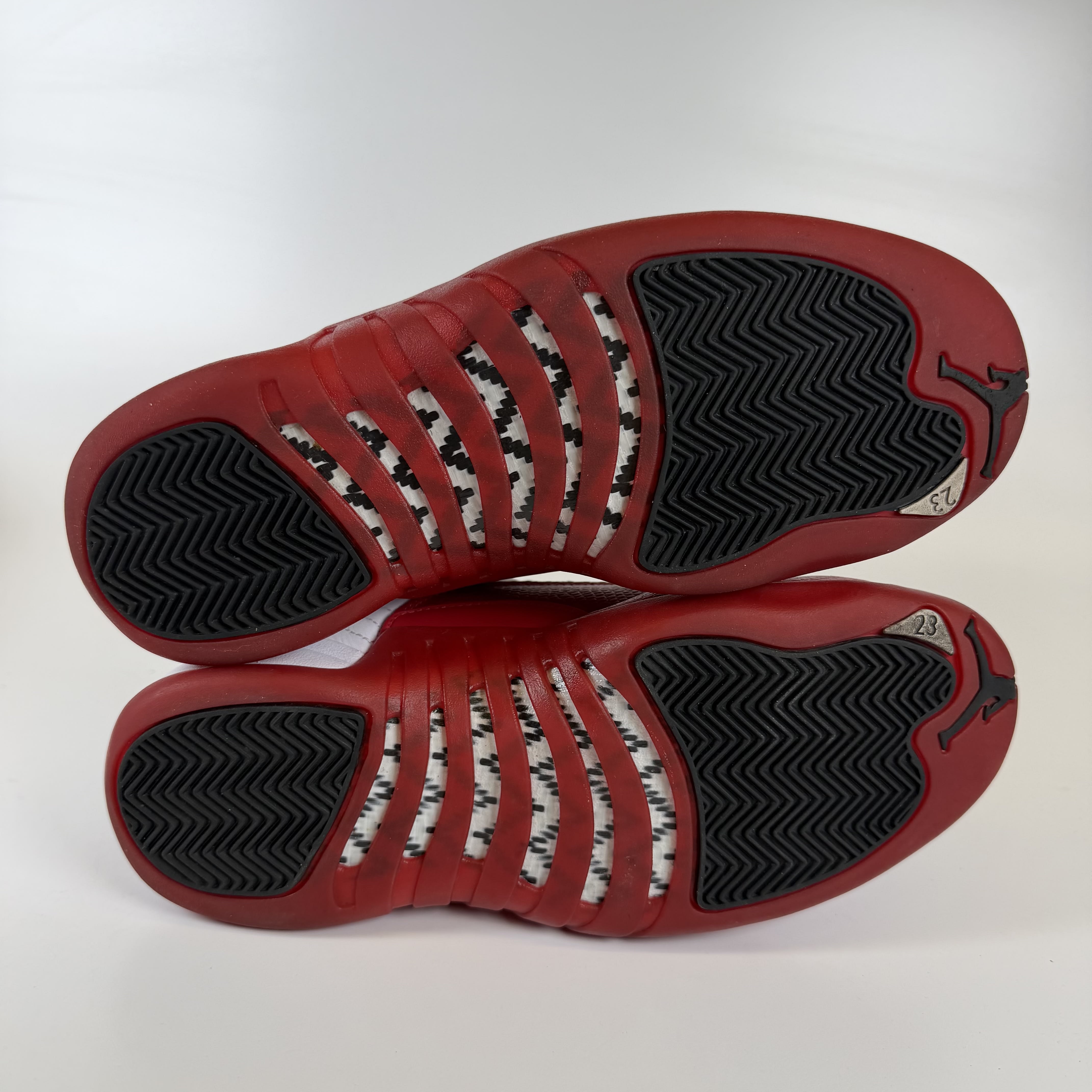 737355 Jordan 12 Retro Cherry (2023)