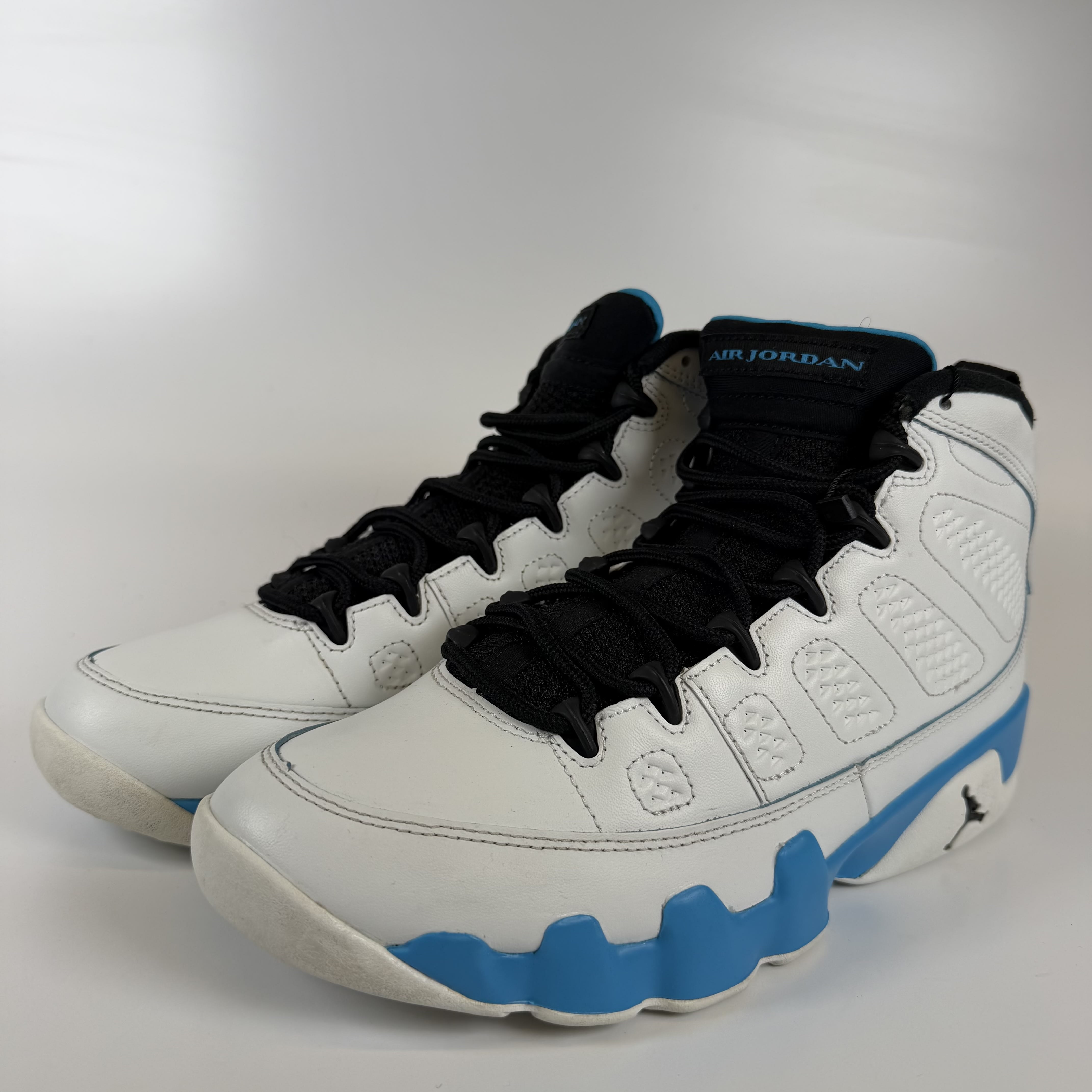 [826155] Jordan 9 Retro Powder Blue (2024)
