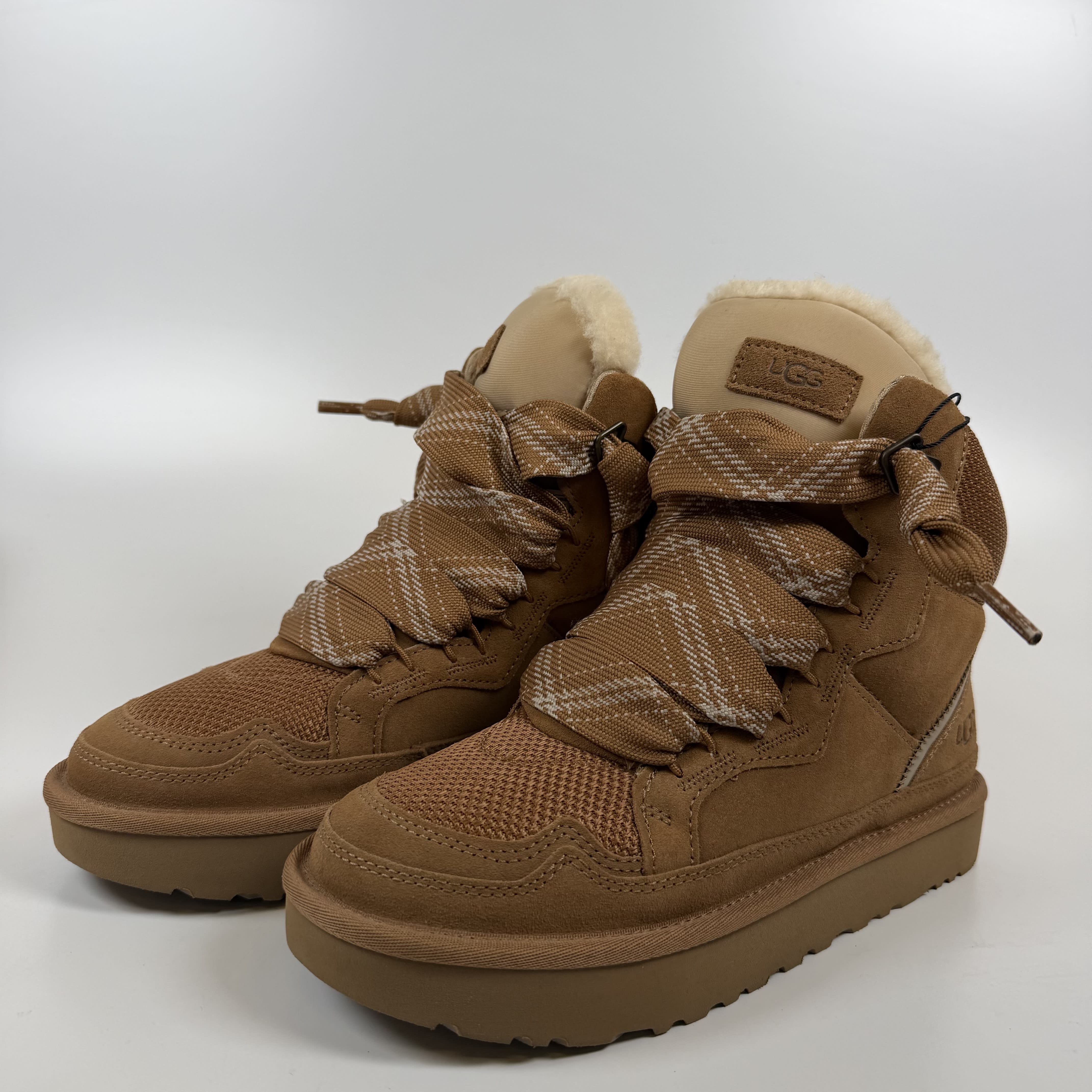 SP9277 UGG Highmel Chestnut (Women's)