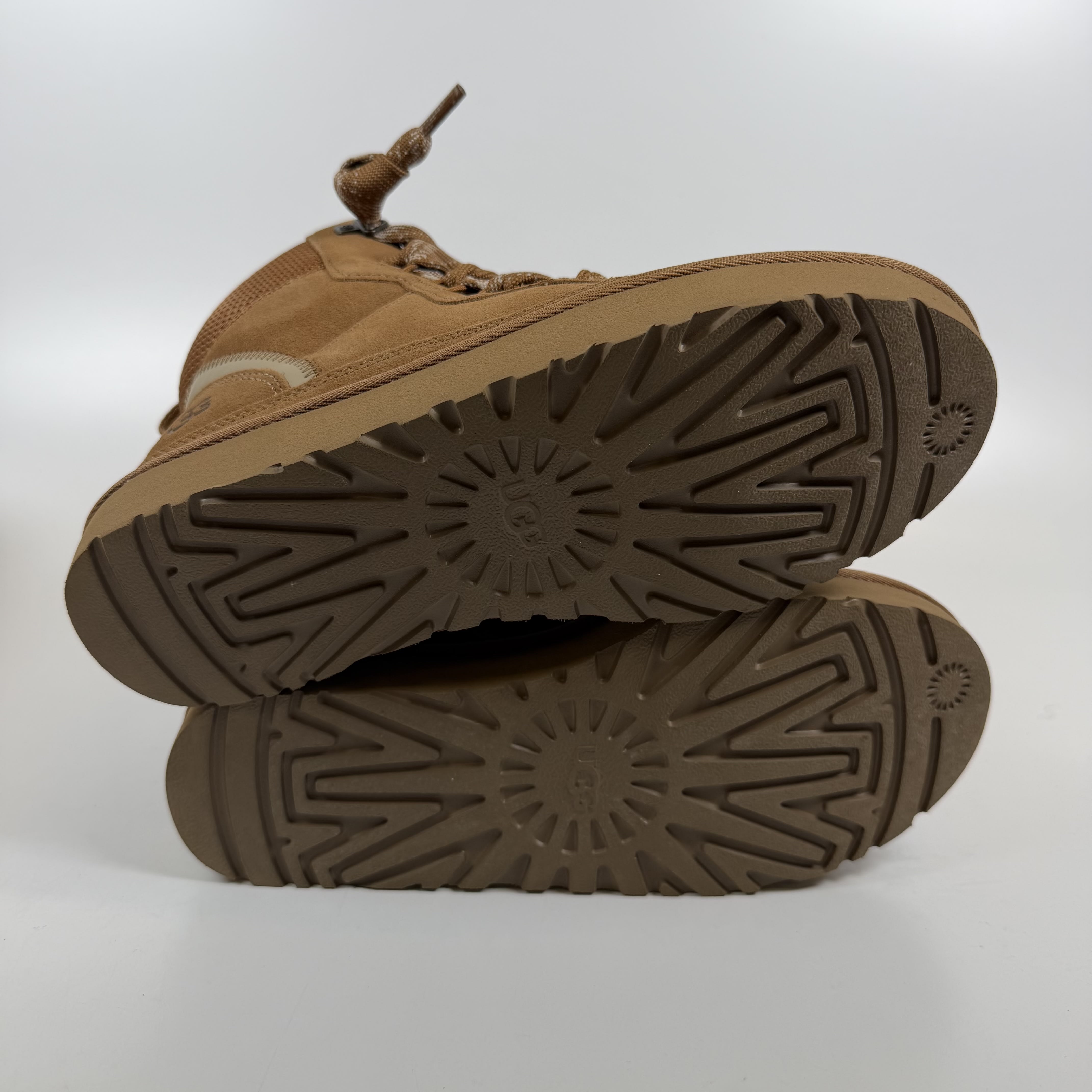 SP9277 UGG Highmel Chestnut (Women's)