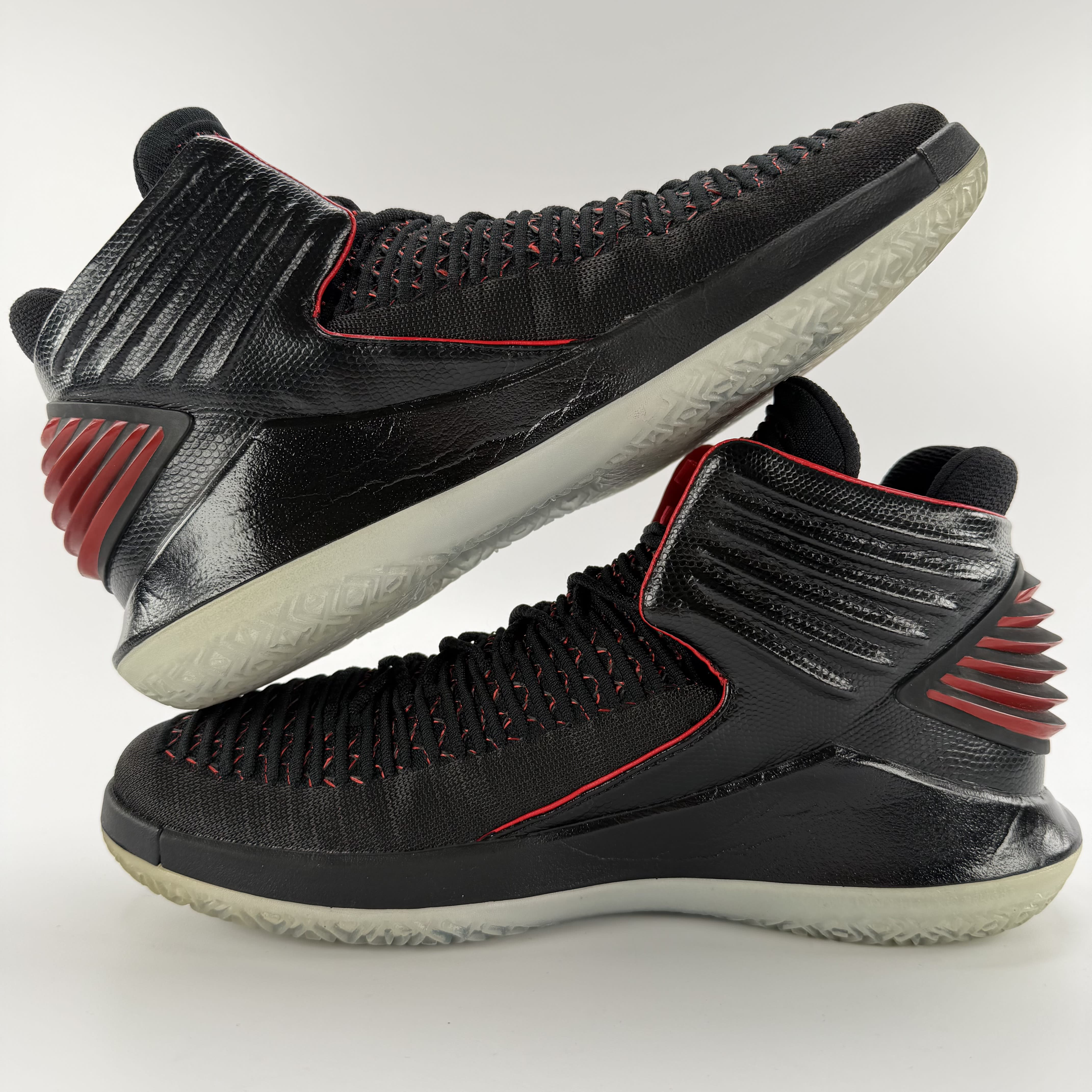 382212 Air Jordan XXXII MJ Day