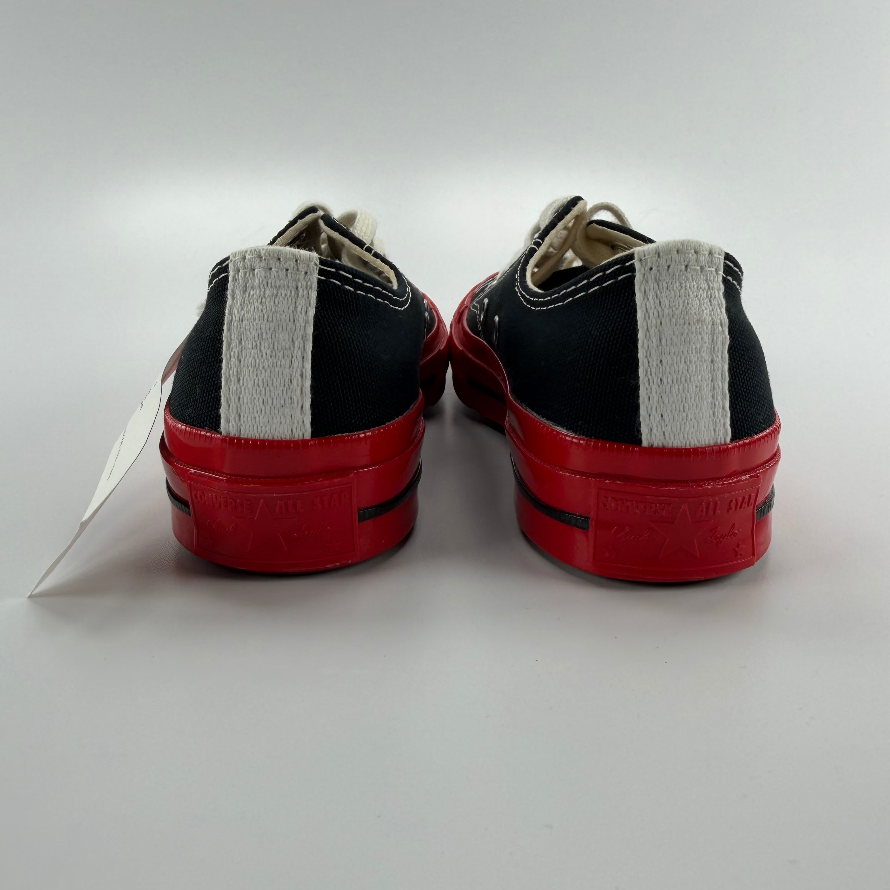 588834 Comme des Garcons PLAY Converse Chuck Taylor All Star 70 Ox Black Red Midsole
