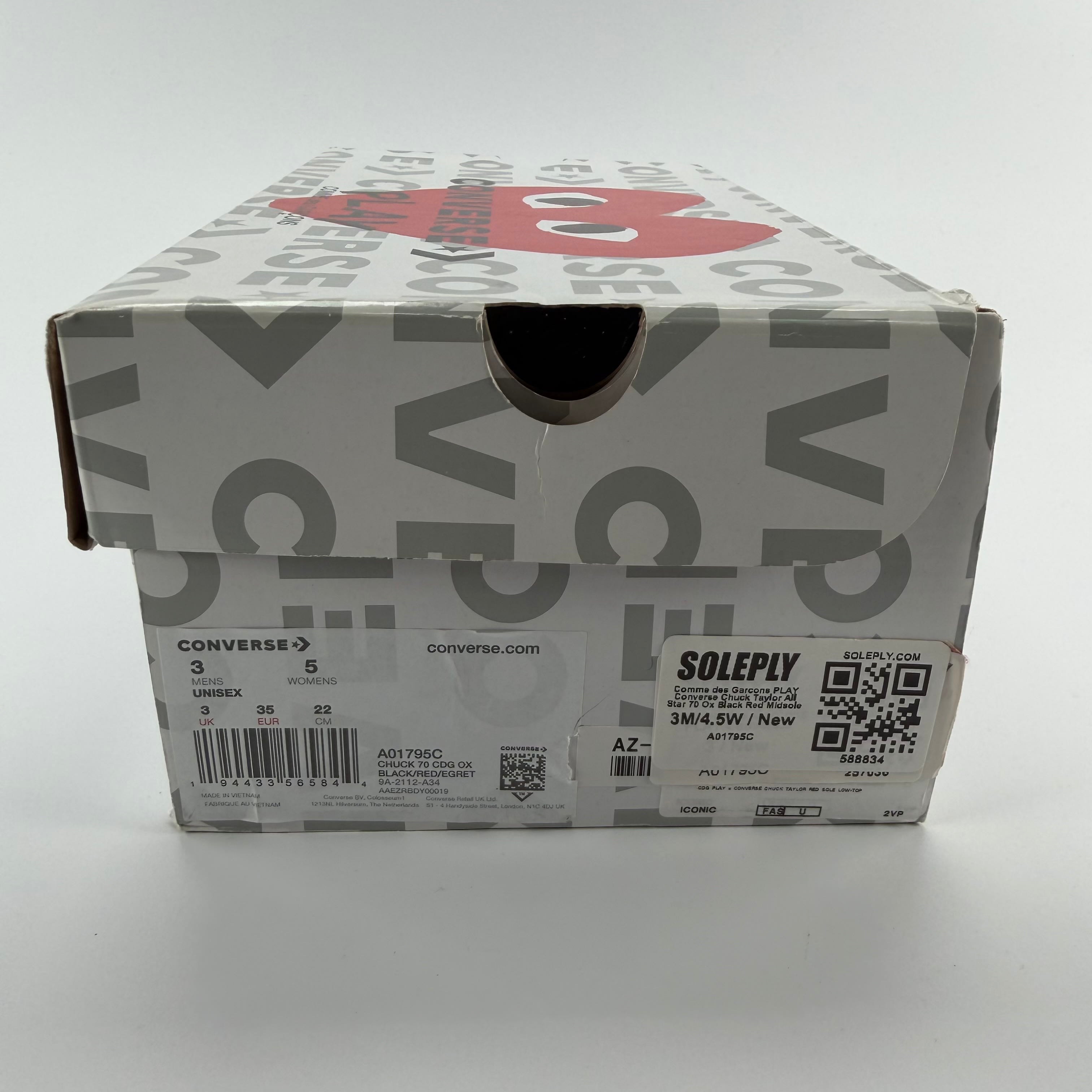 588834 Comme des Garcons PLAY Converse Chuck Taylor All Star 70 Ox Black Red Midsole